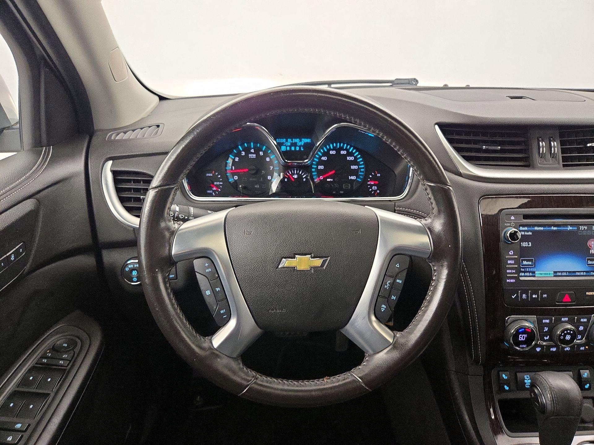Thumbnail: 2017 Chevrolet Traverse - 10