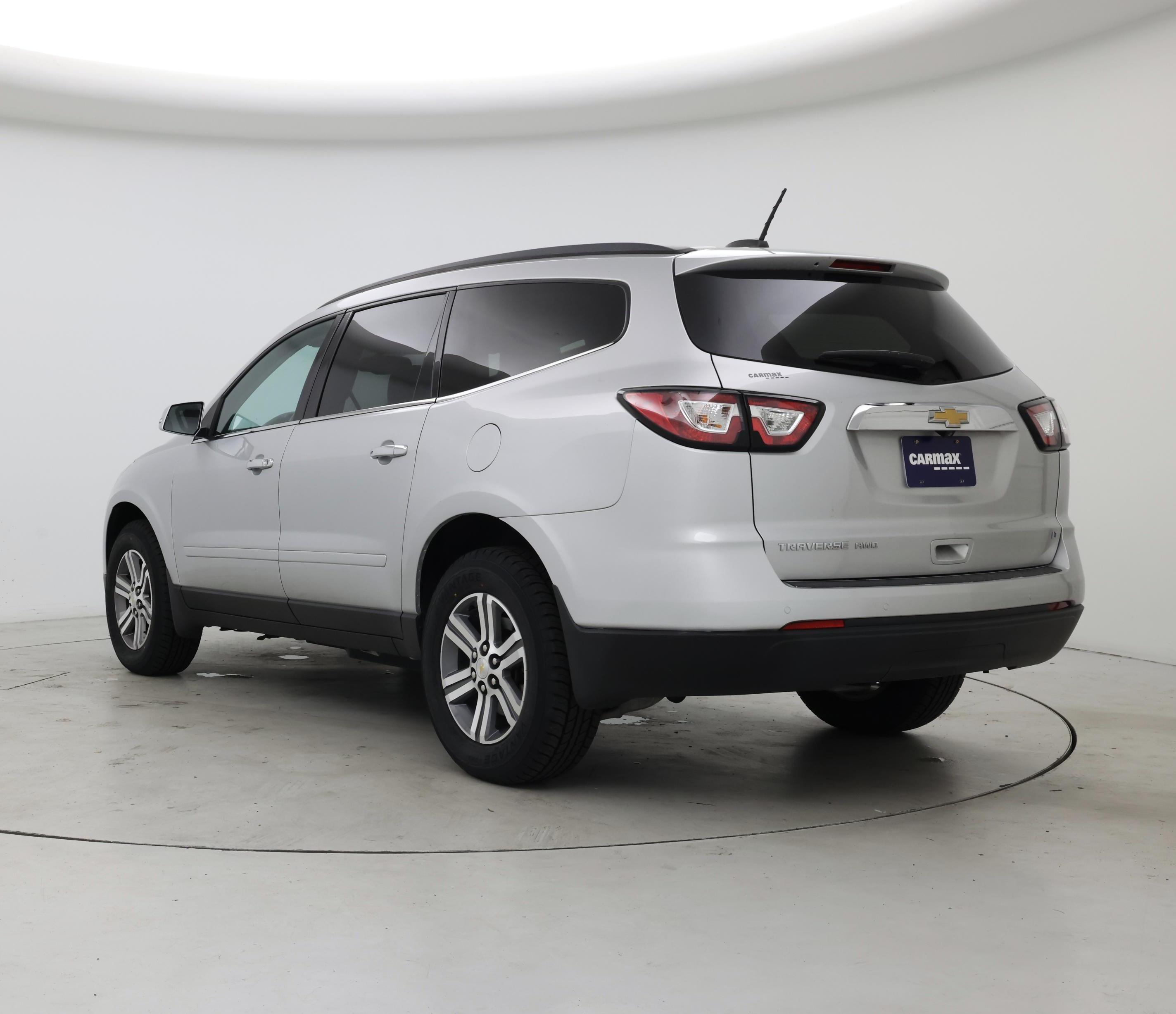 Thumbnail: 2017 Chevrolet Traverse - 2