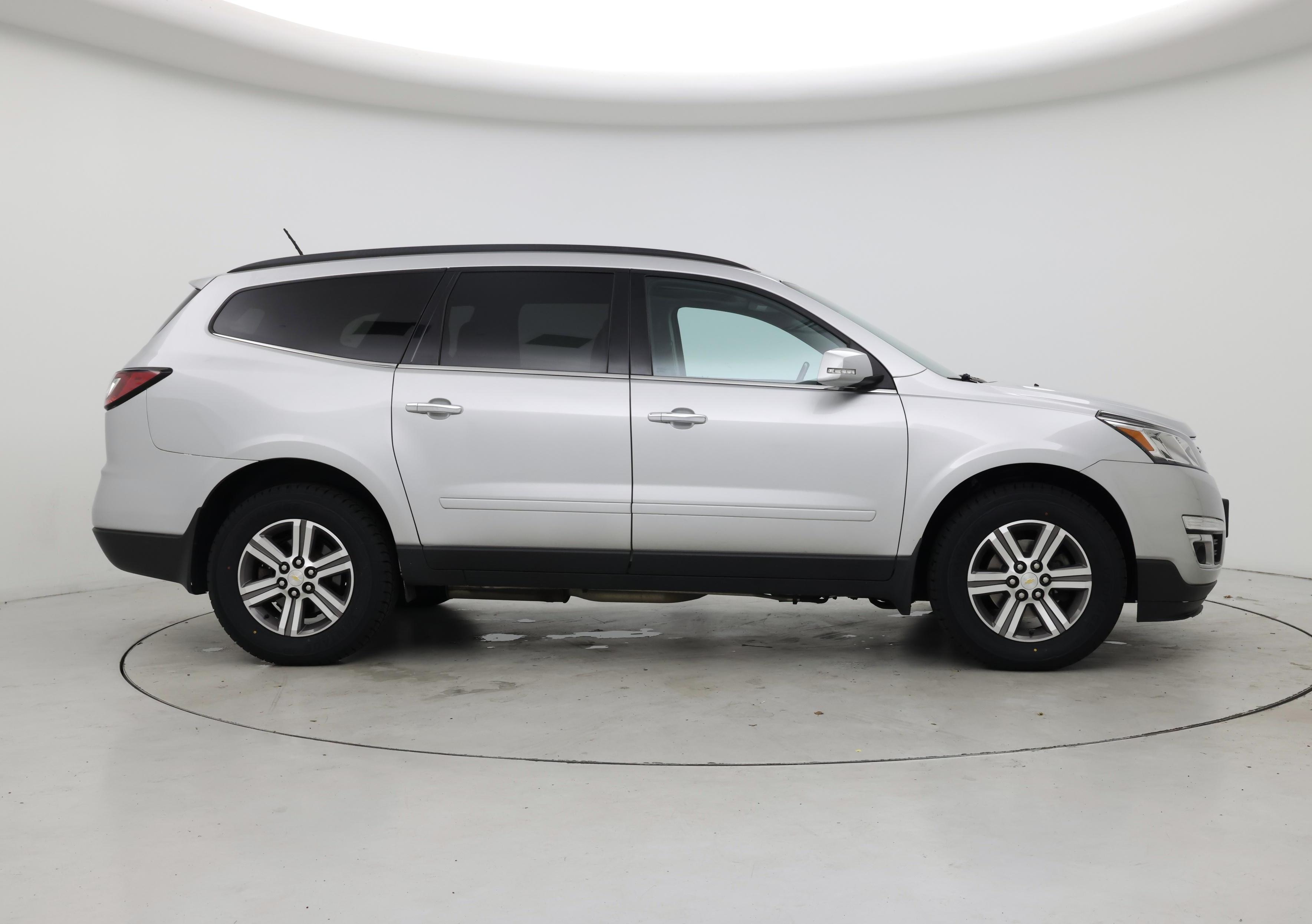 Thumbnail: 2017 Chevrolet Traverse - 7