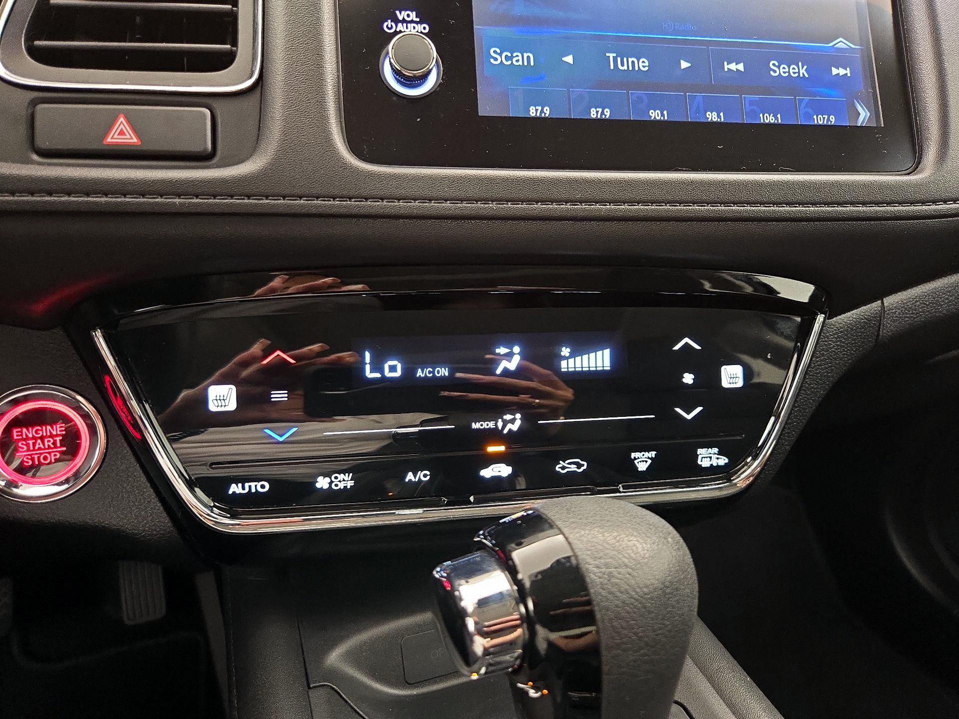 Thumbnail: 2019 Honda HR-V - 16
