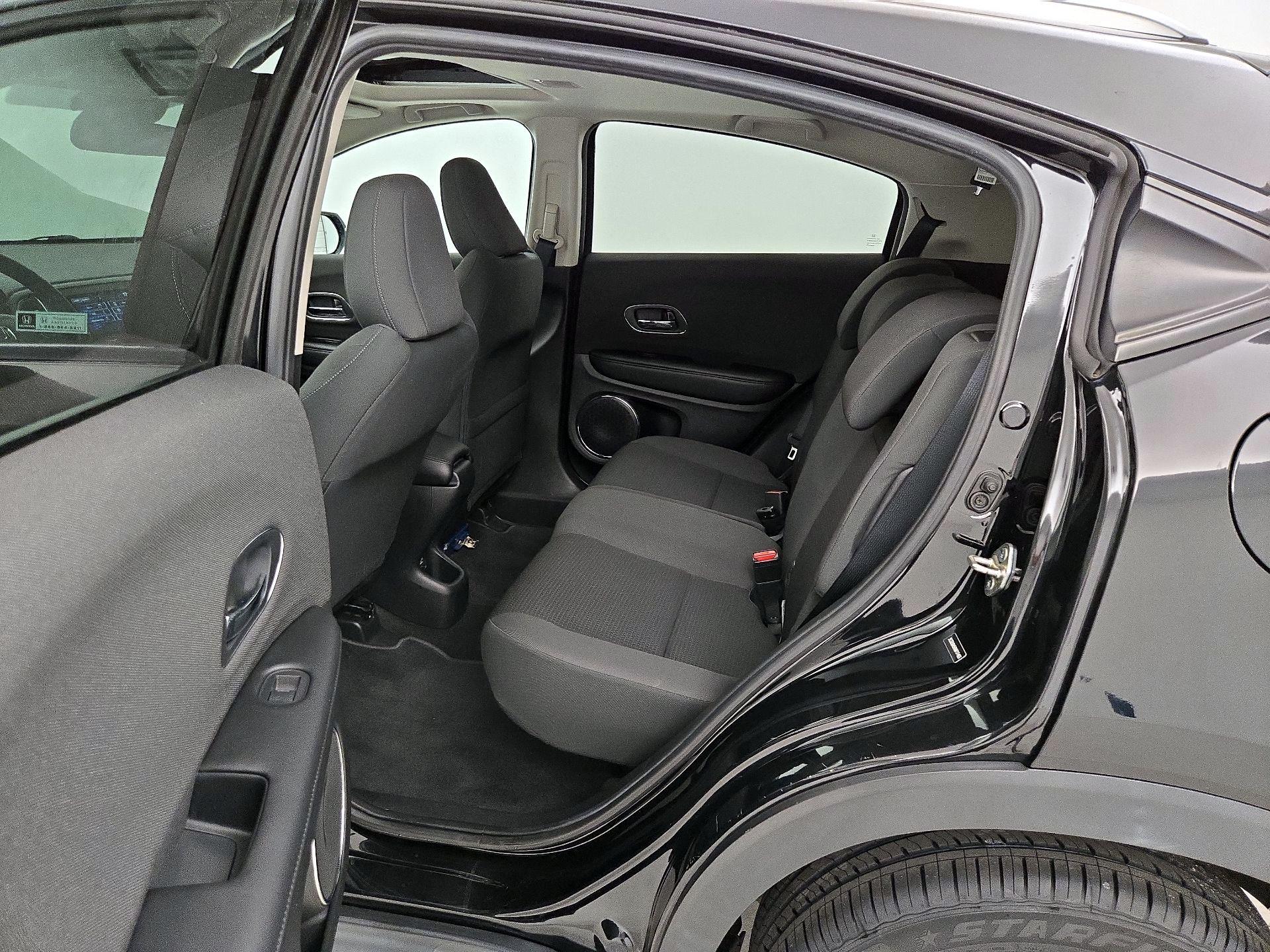 Thumbnail: 2019 Honda HR-V - 20