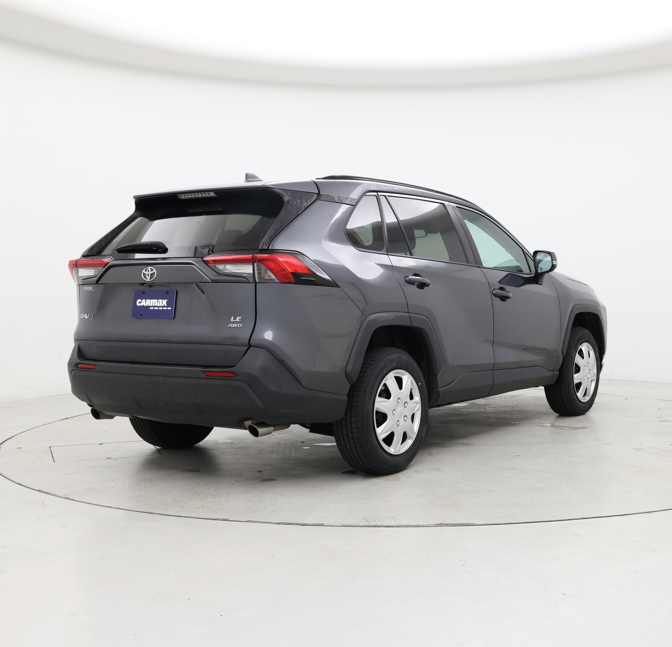 Thumbnail: 2019 Toyota RAV4 - 8