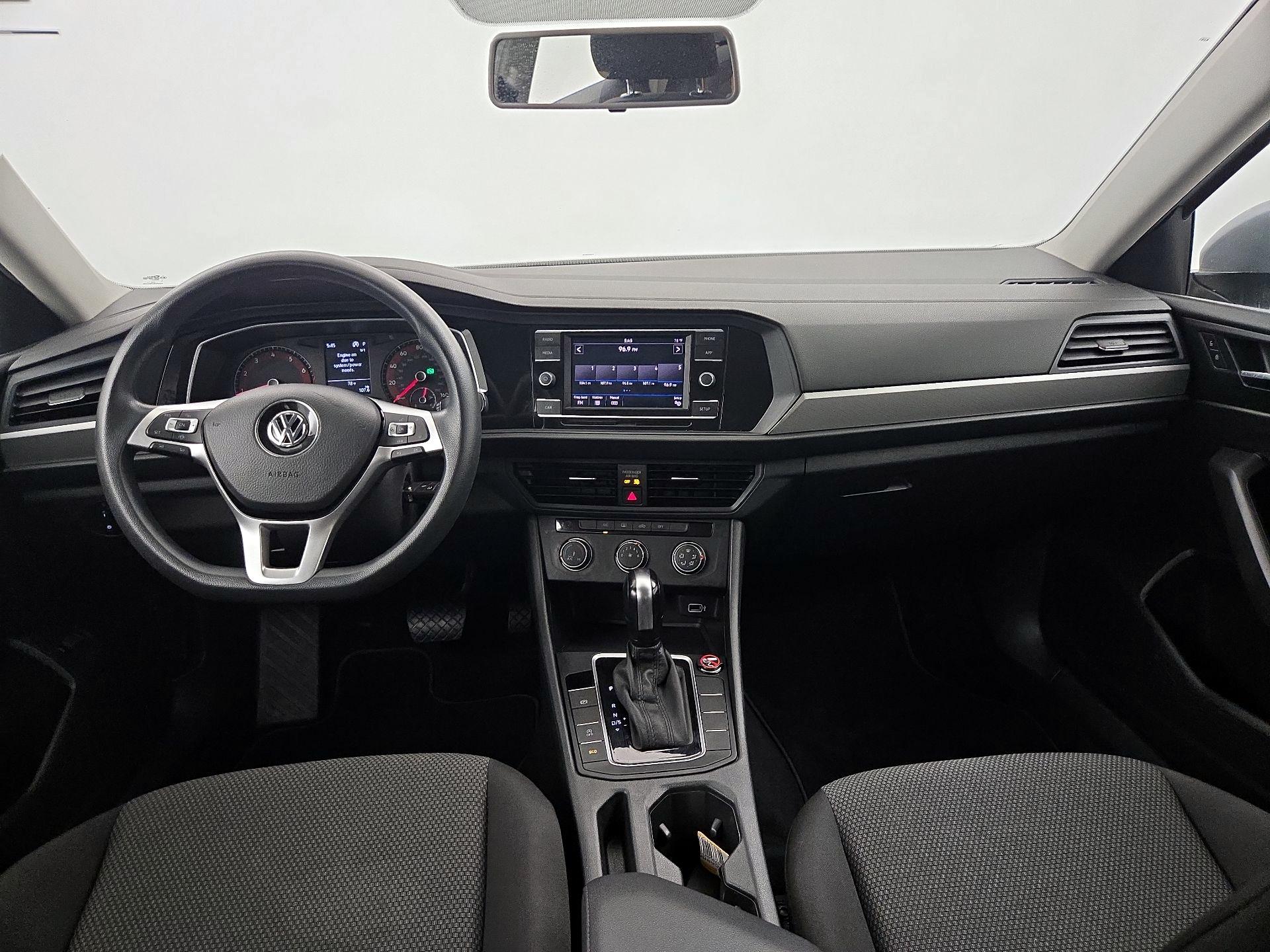 Thumbnail: 2019 Volkswagen Jetta - 11