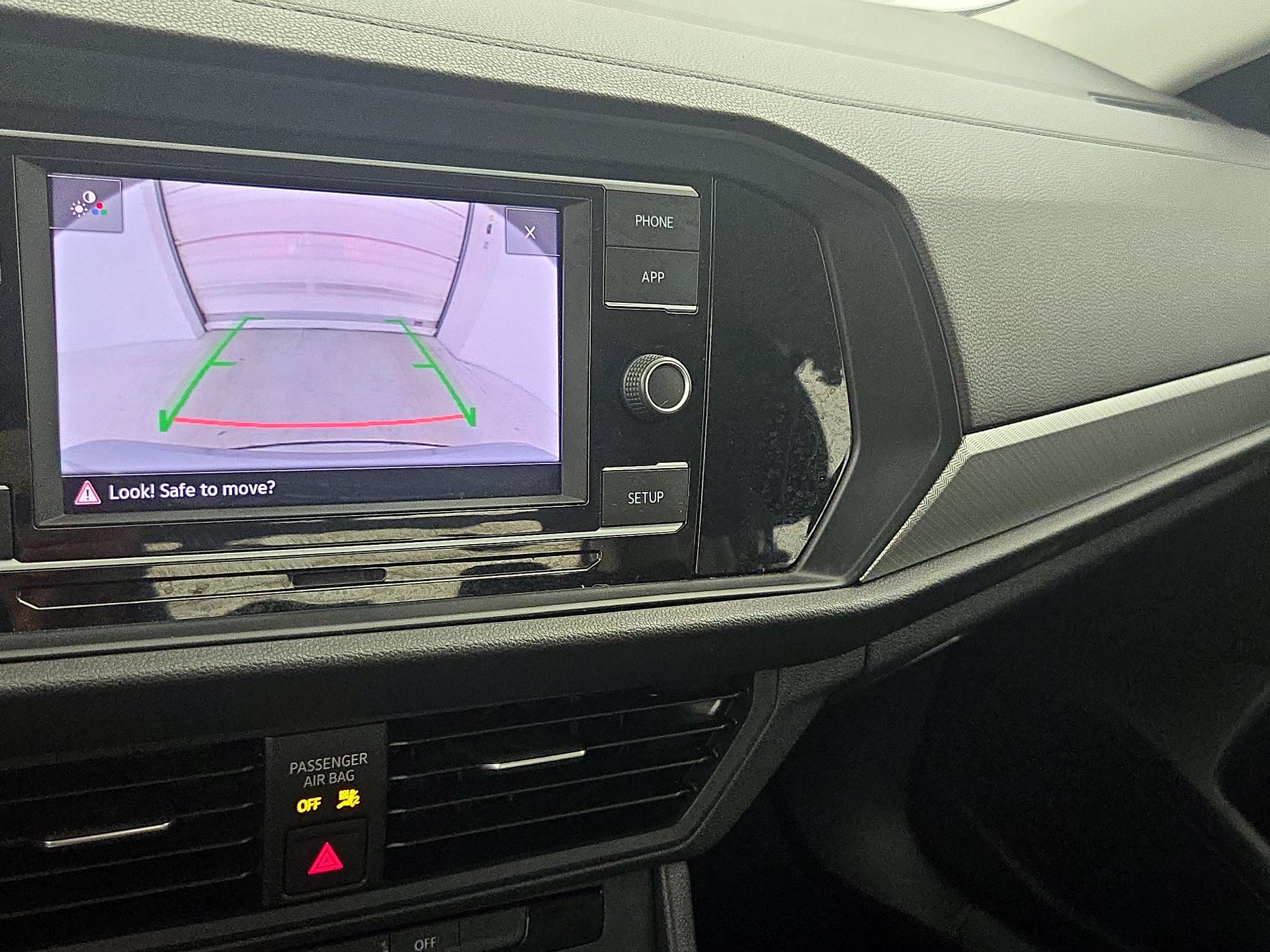 Thumbnail: 2019 Volkswagen Jetta - 14