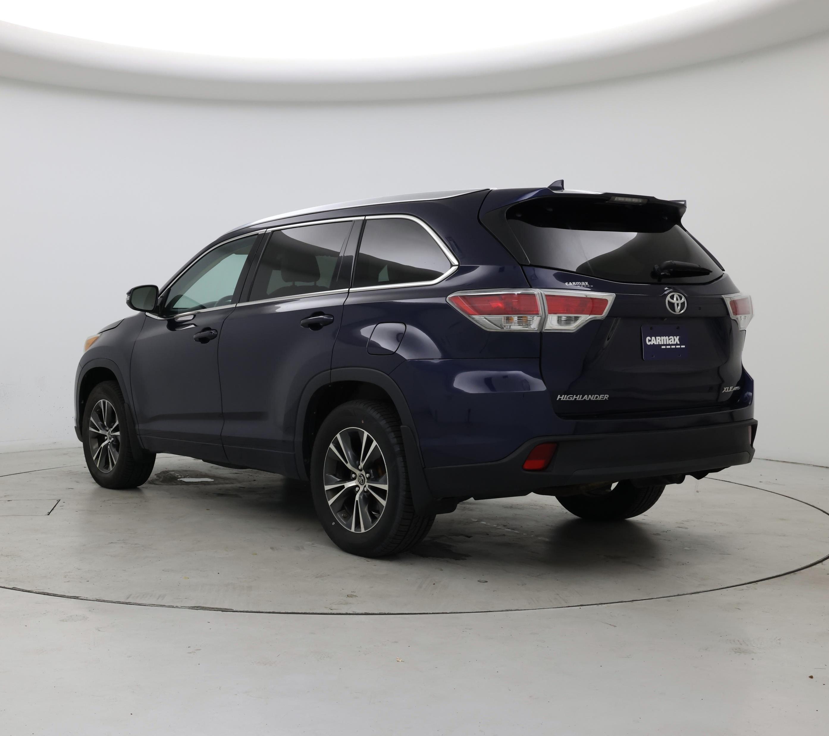 Thumbnail: 2016 Toyota Highlander - 2