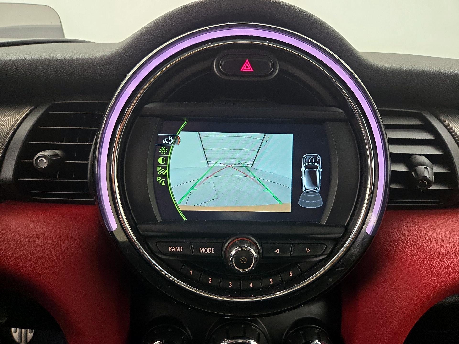 Thumbnail: 2018 MINI Cooper Hardtop - 14