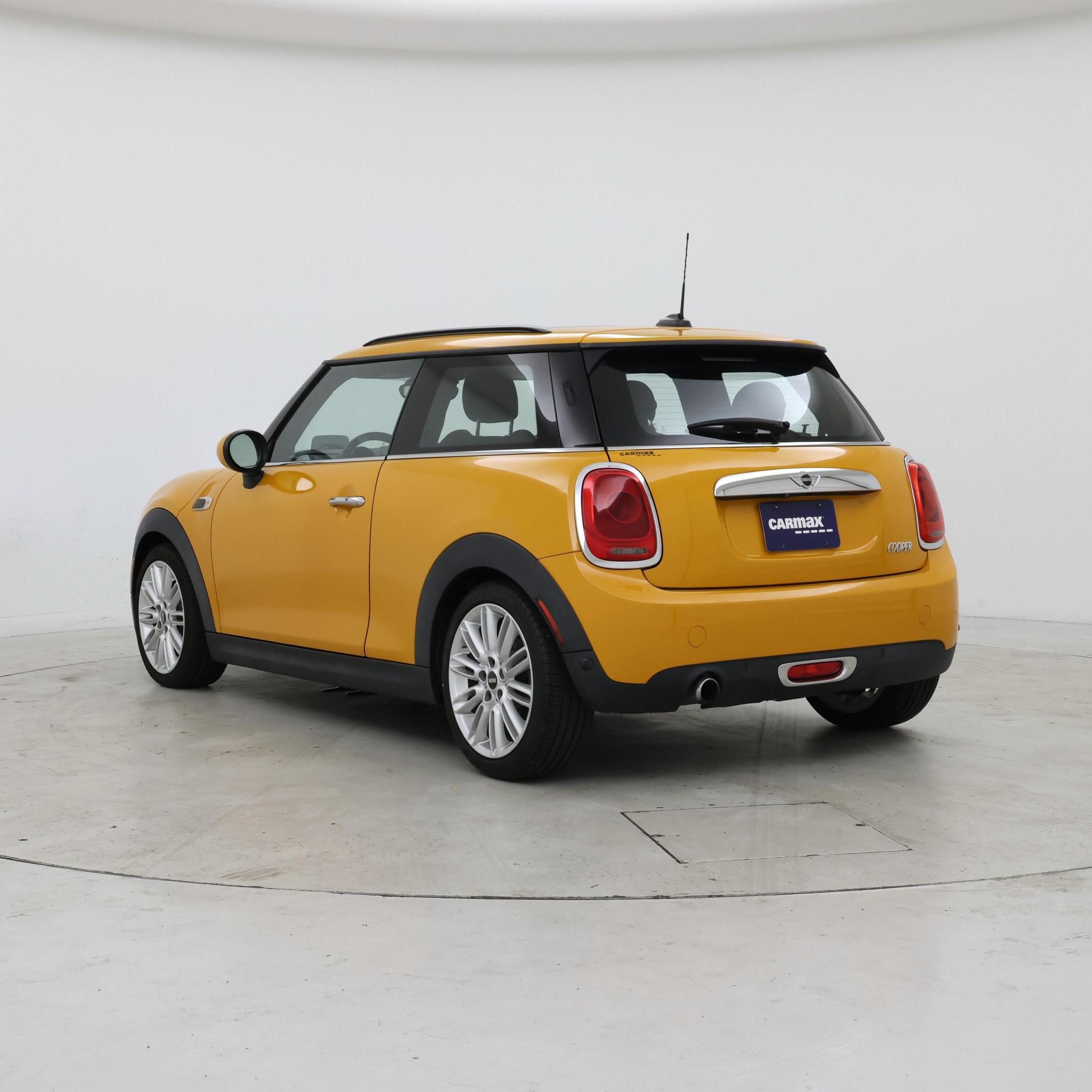 Thumbnail: 2018 MINI Cooper Hardtop - 2