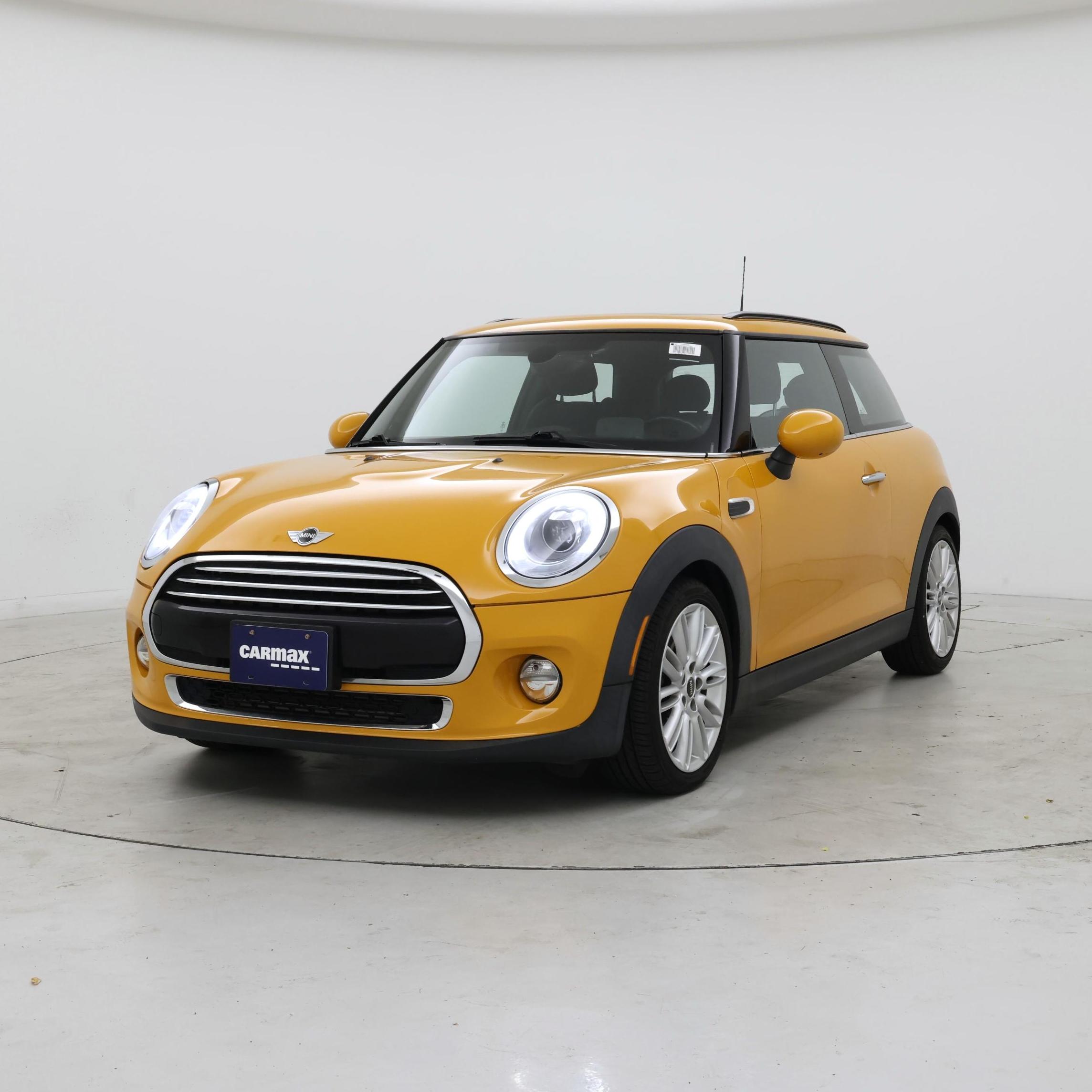 Thumbnail: 2018 MINI Cooper Hardtop - 4