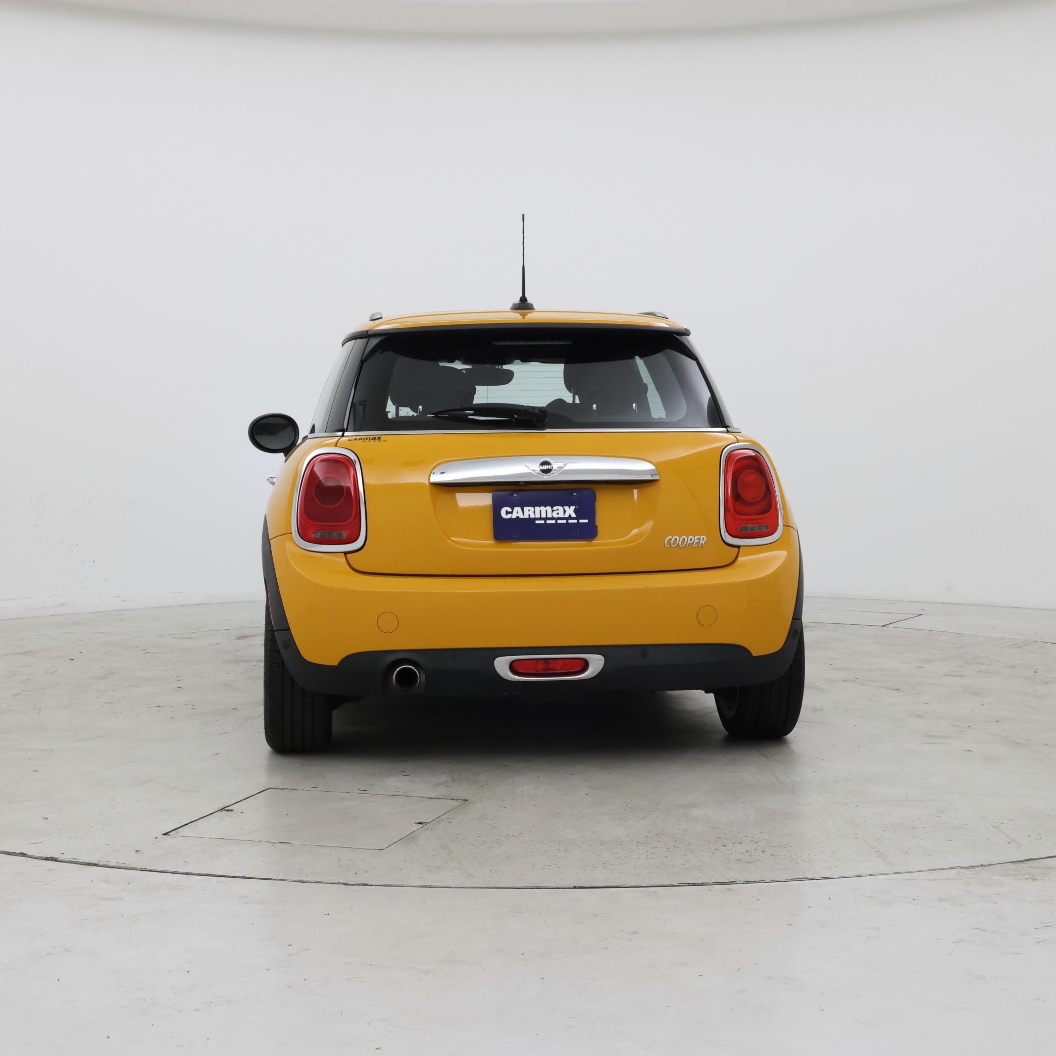 Thumbnail: 2018 MINI Cooper Hardtop - 6