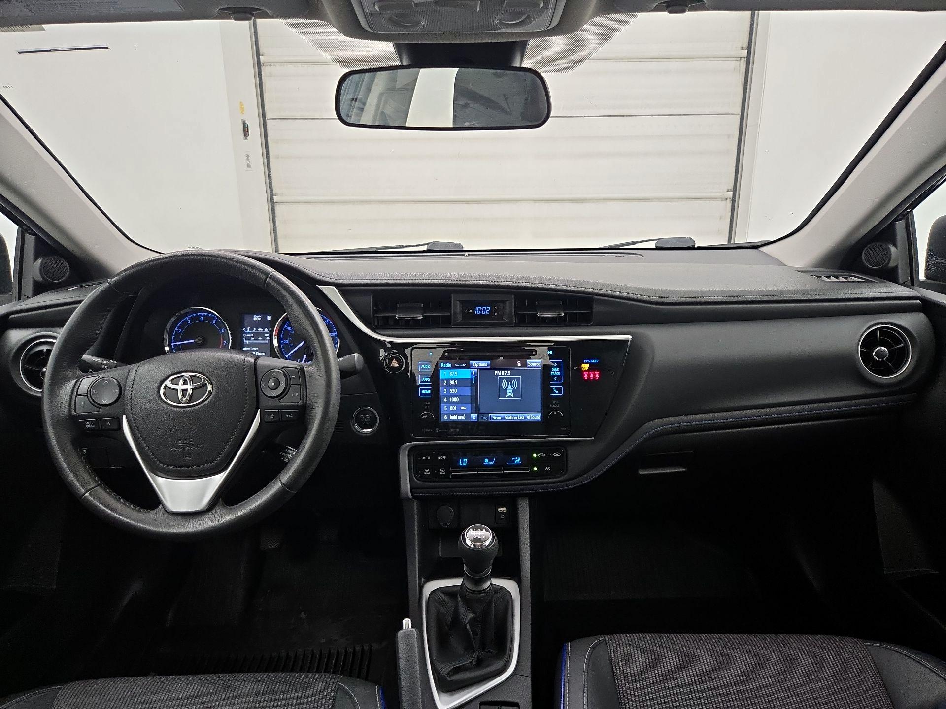 Thumbnail: 2018 Toyota Corolla - 9