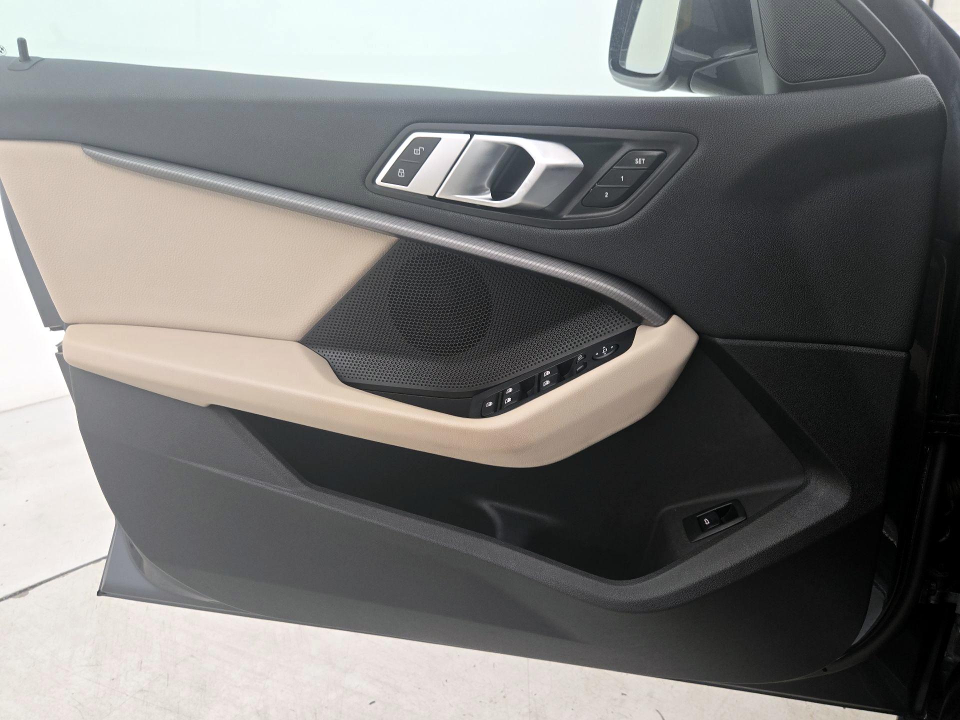 Thumbnail: 2021 BMW 2 Series - 12
