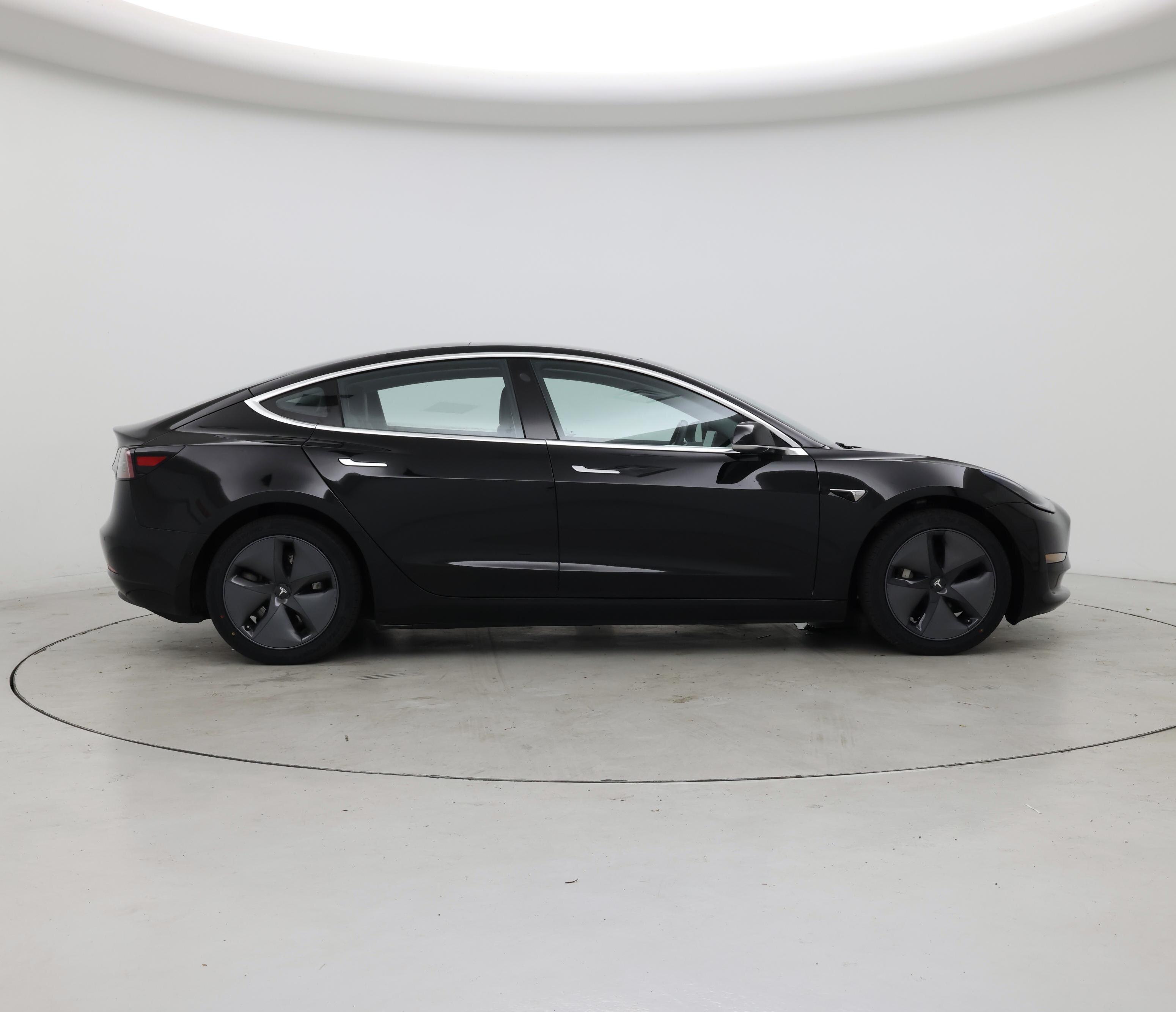 Thumbnail: 2018 Tesla Model 3 - 7