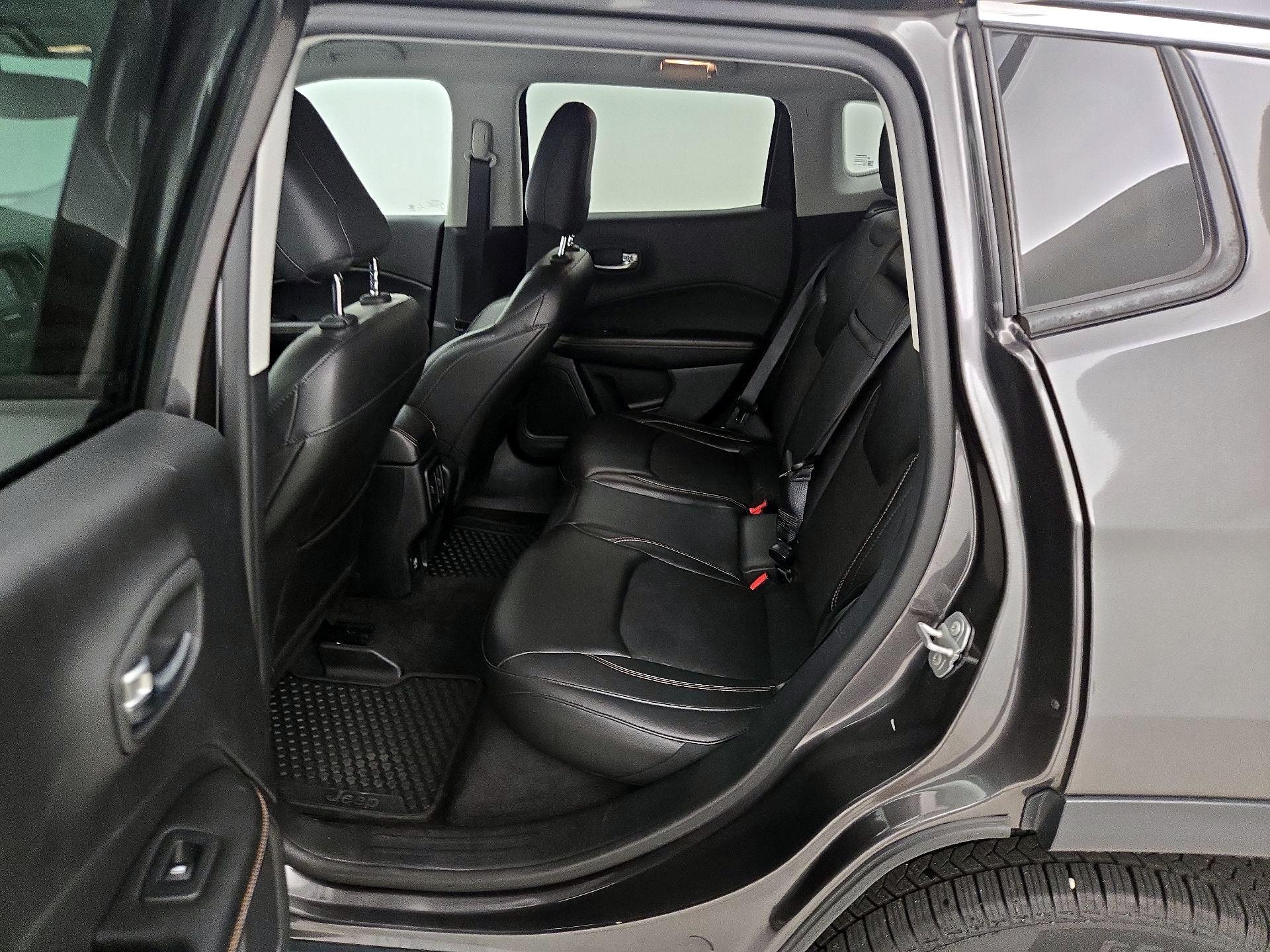 Thumbnail: 2018 Jeep Compass - 19