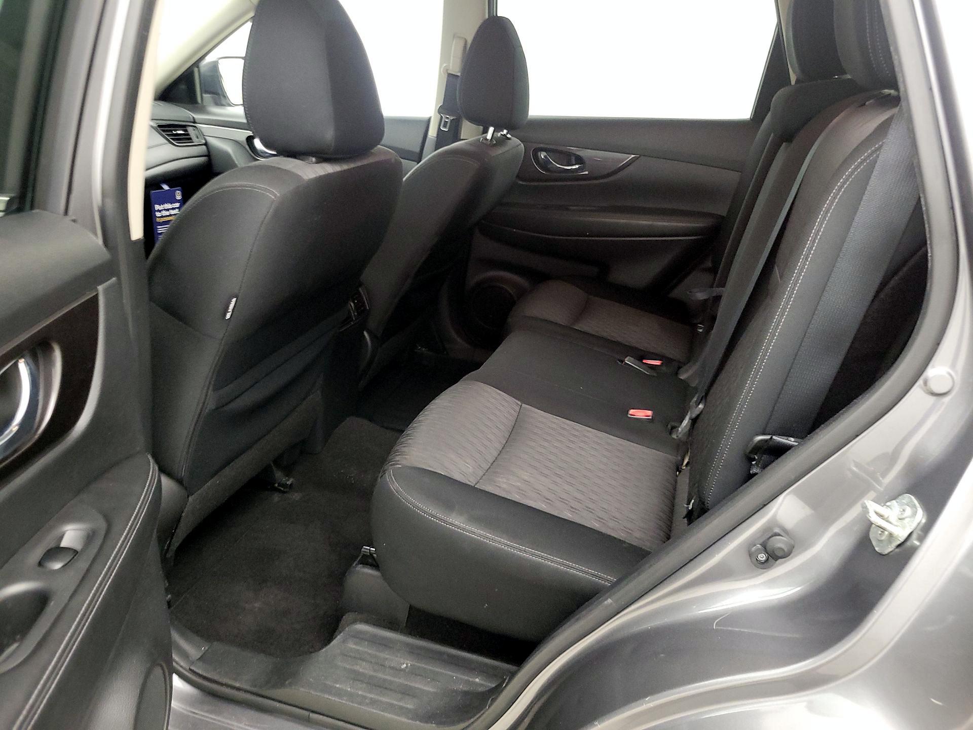 Thumbnail: 2019 Nissan Rogue - 20