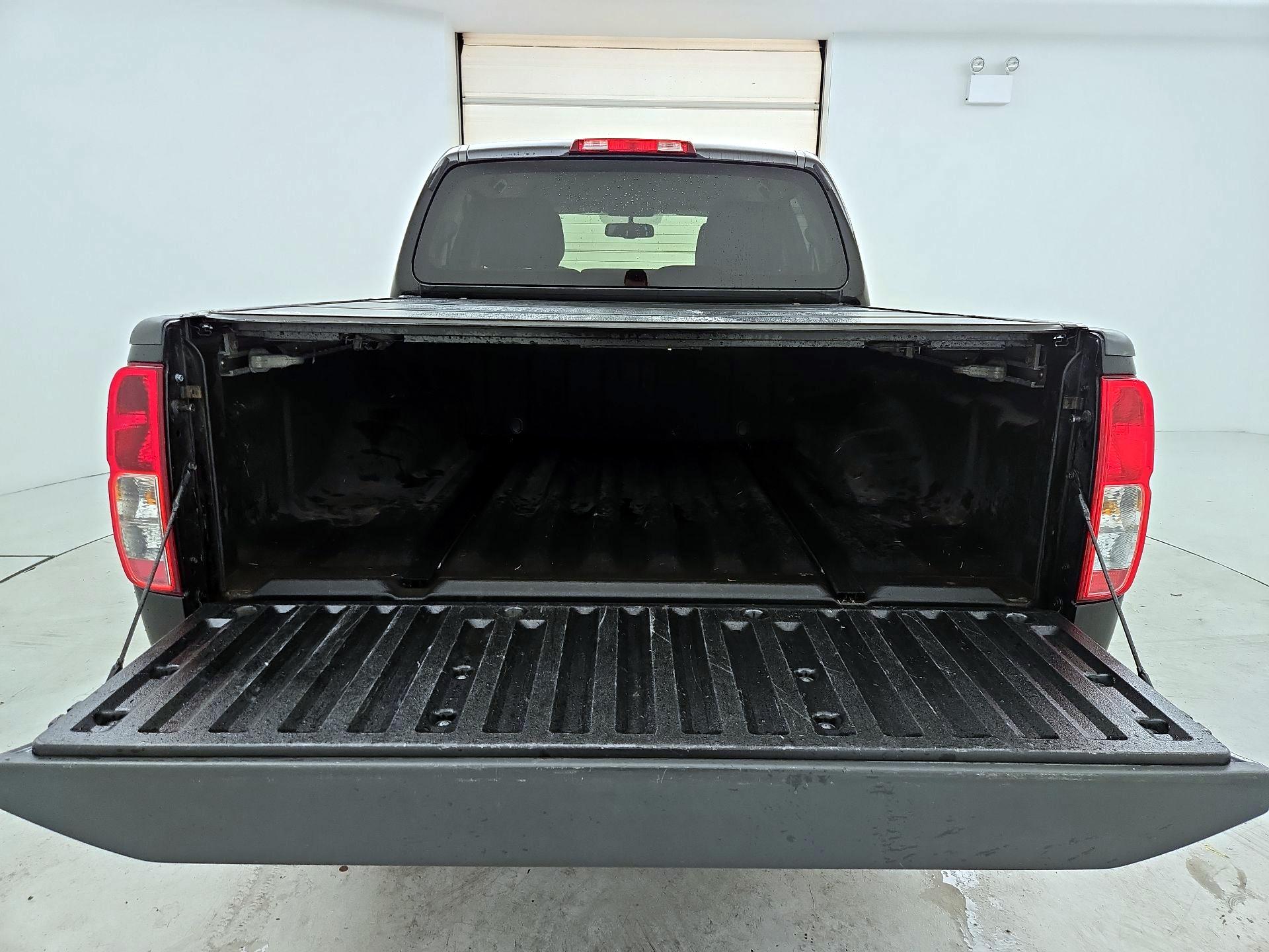 Thumbnail: 2013 Nissan Frontier - 20
