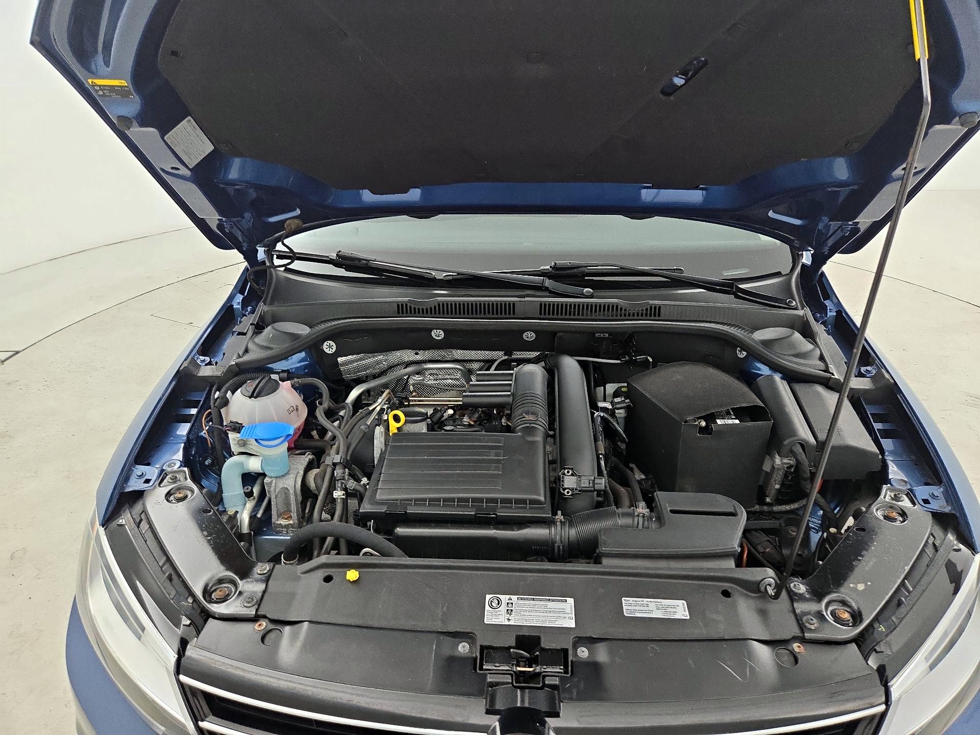 Thumbnail: 2016 Volkswagen Jetta - 20