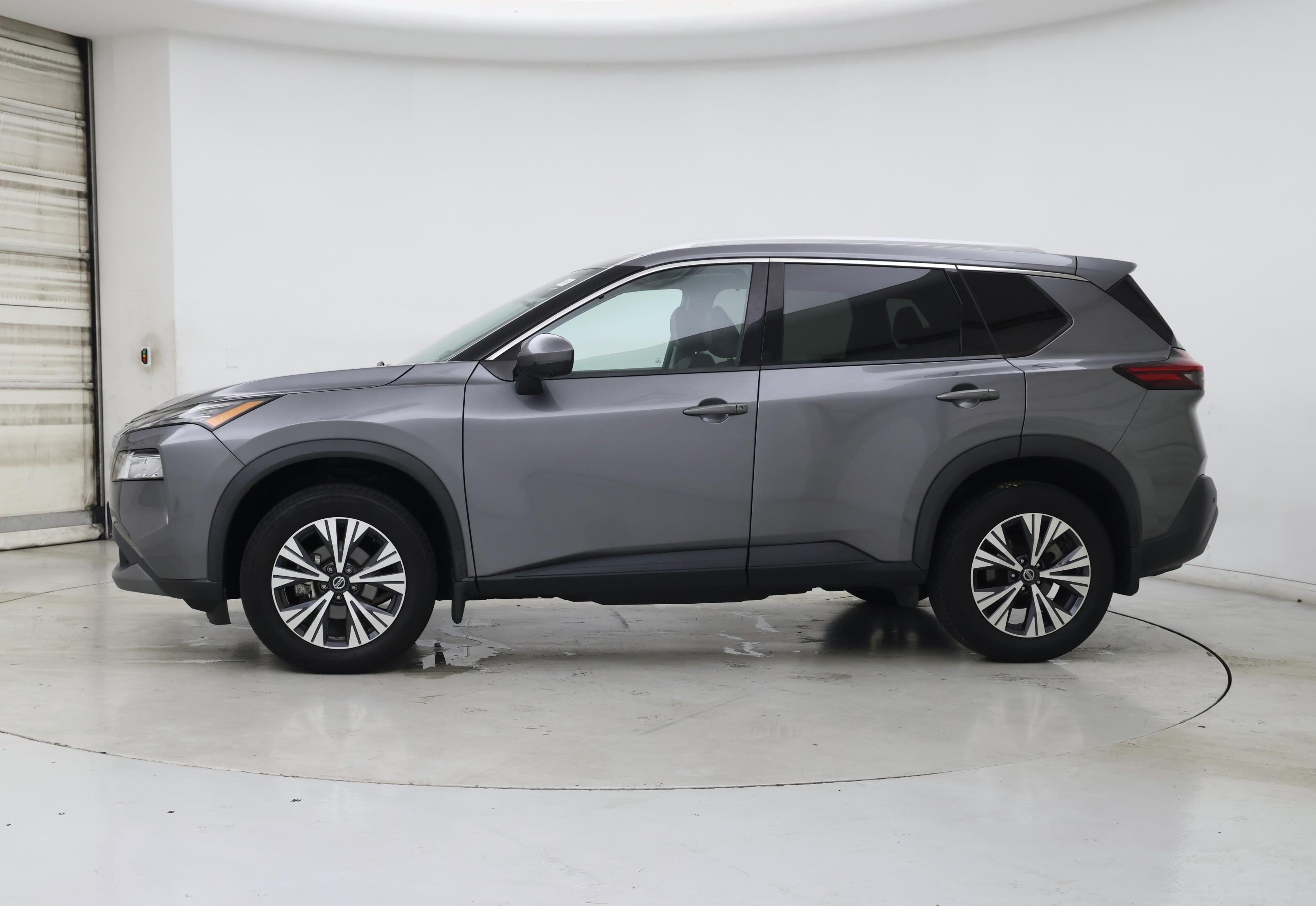 Thumbnail: 2021 Nissan Rogue - 3