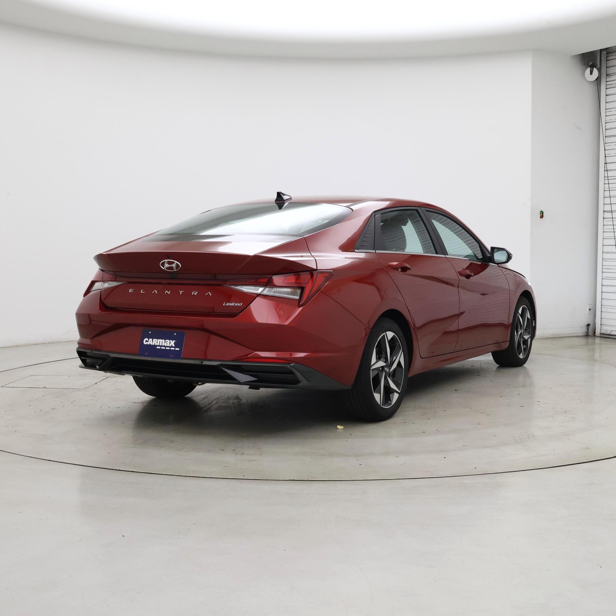 Thumbnail: 2023 Hyundai Elantra - 8