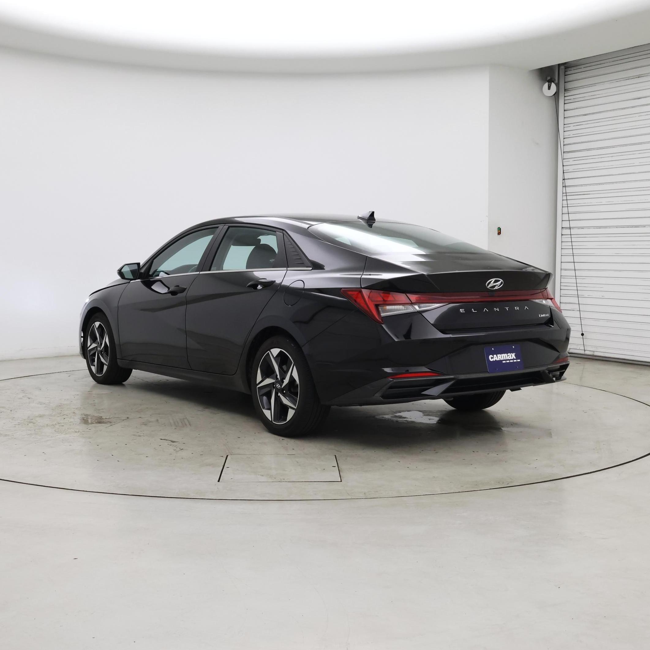 Thumbnail: 2023 Hyundai Elantra - 2