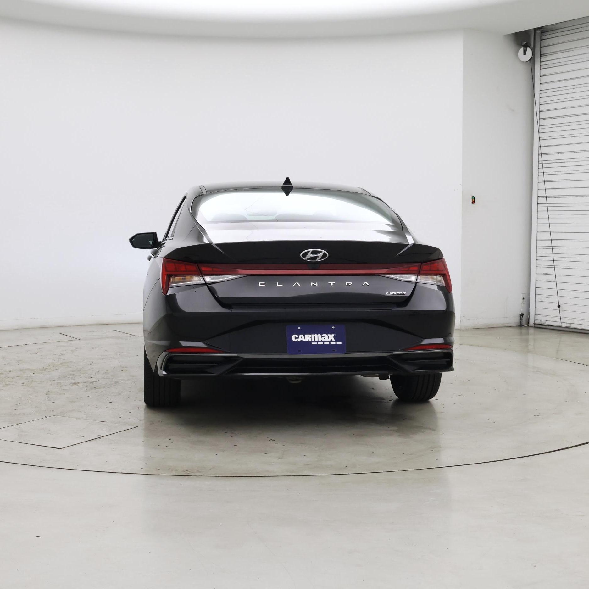 Thumbnail: 2023 Hyundai Elantra - 6