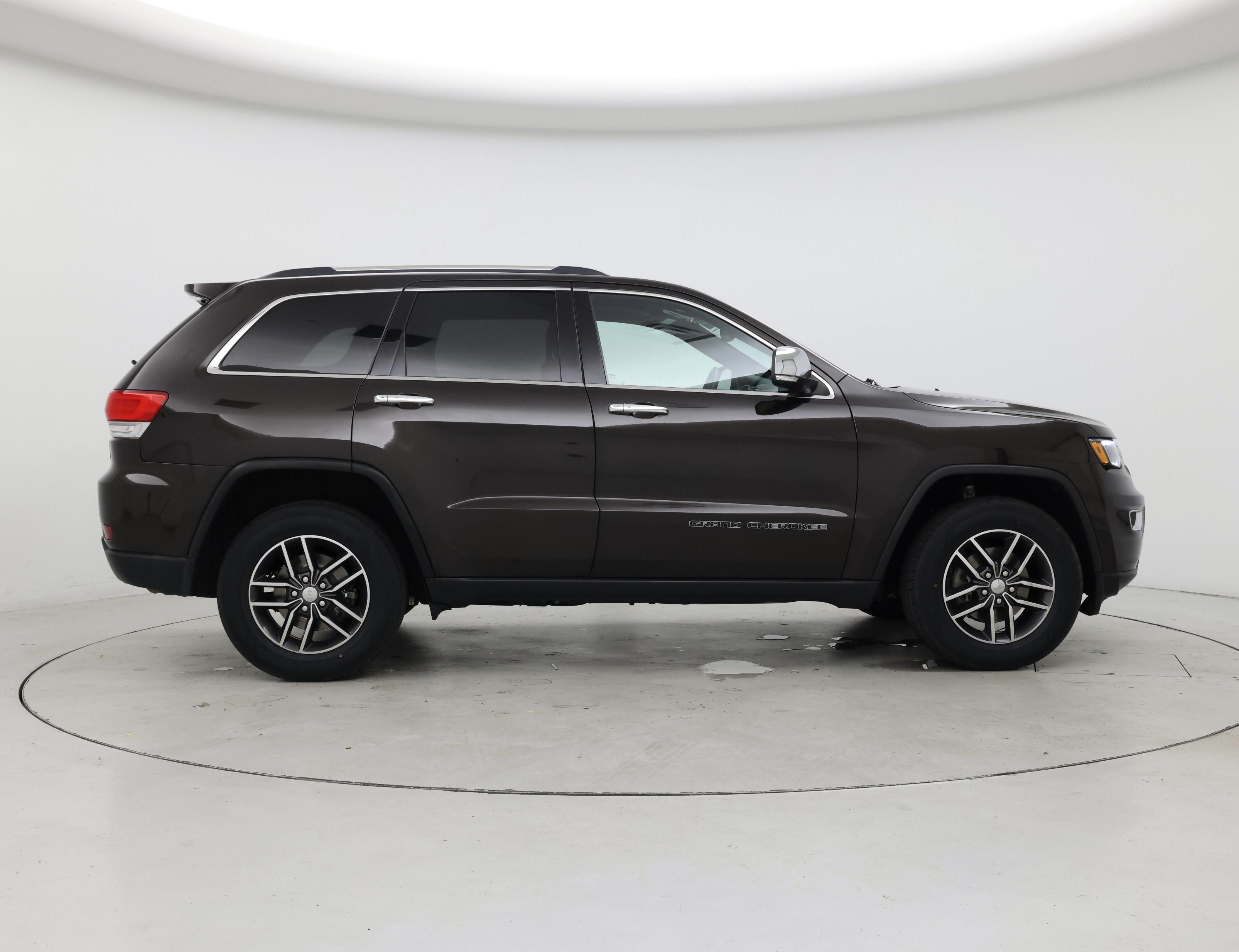 Thumbnail: 2017 Jeep Grand Cherokee - 7