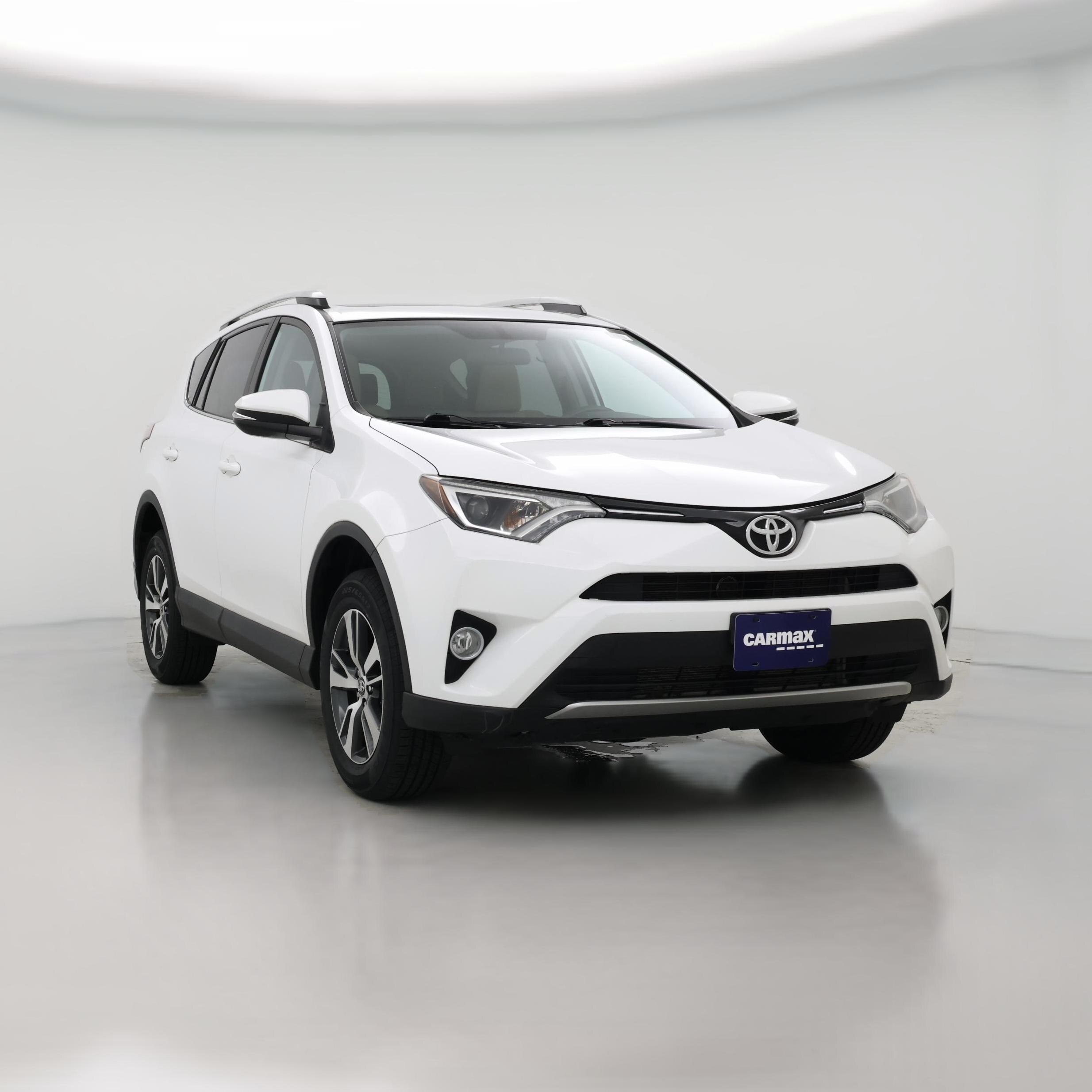 Thumbnail: 2016 Toyota RAV4 - 1