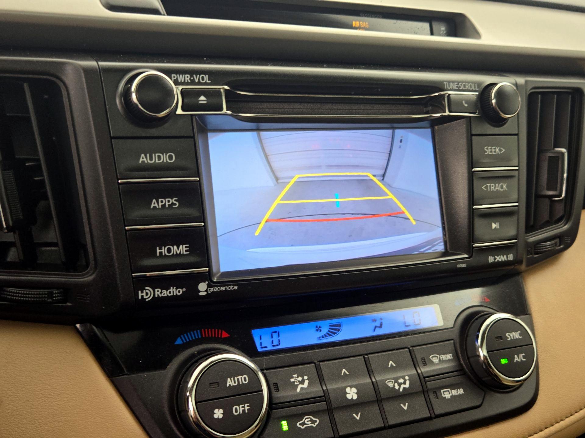 Thumbnail: 2016 Toyota RAV4 - 14