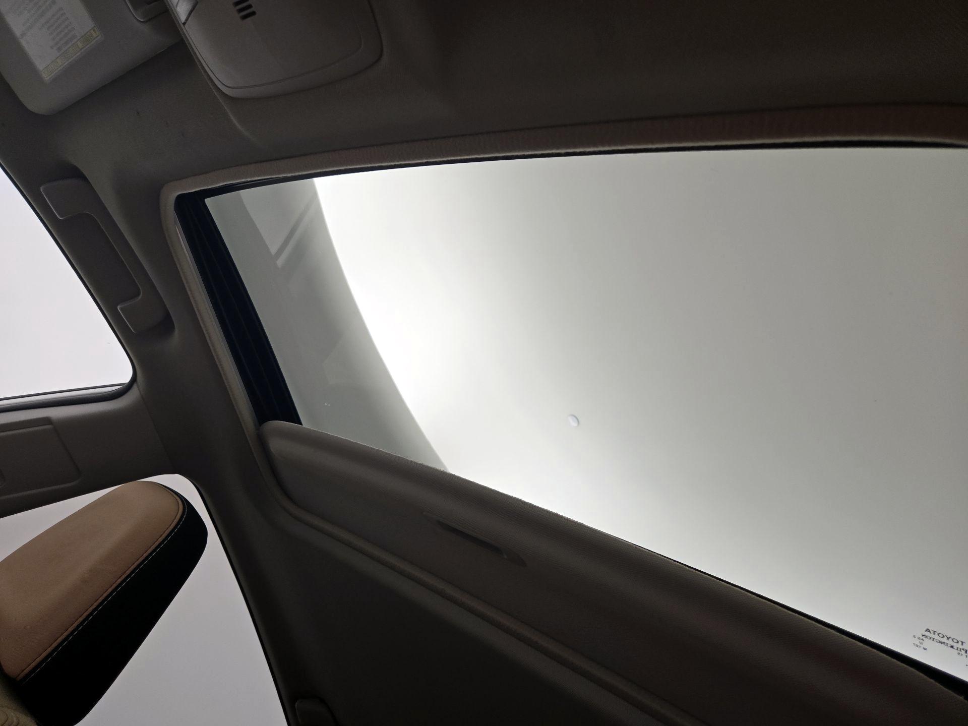 Thumbnail: 2016 Toyota RAV4 - 19