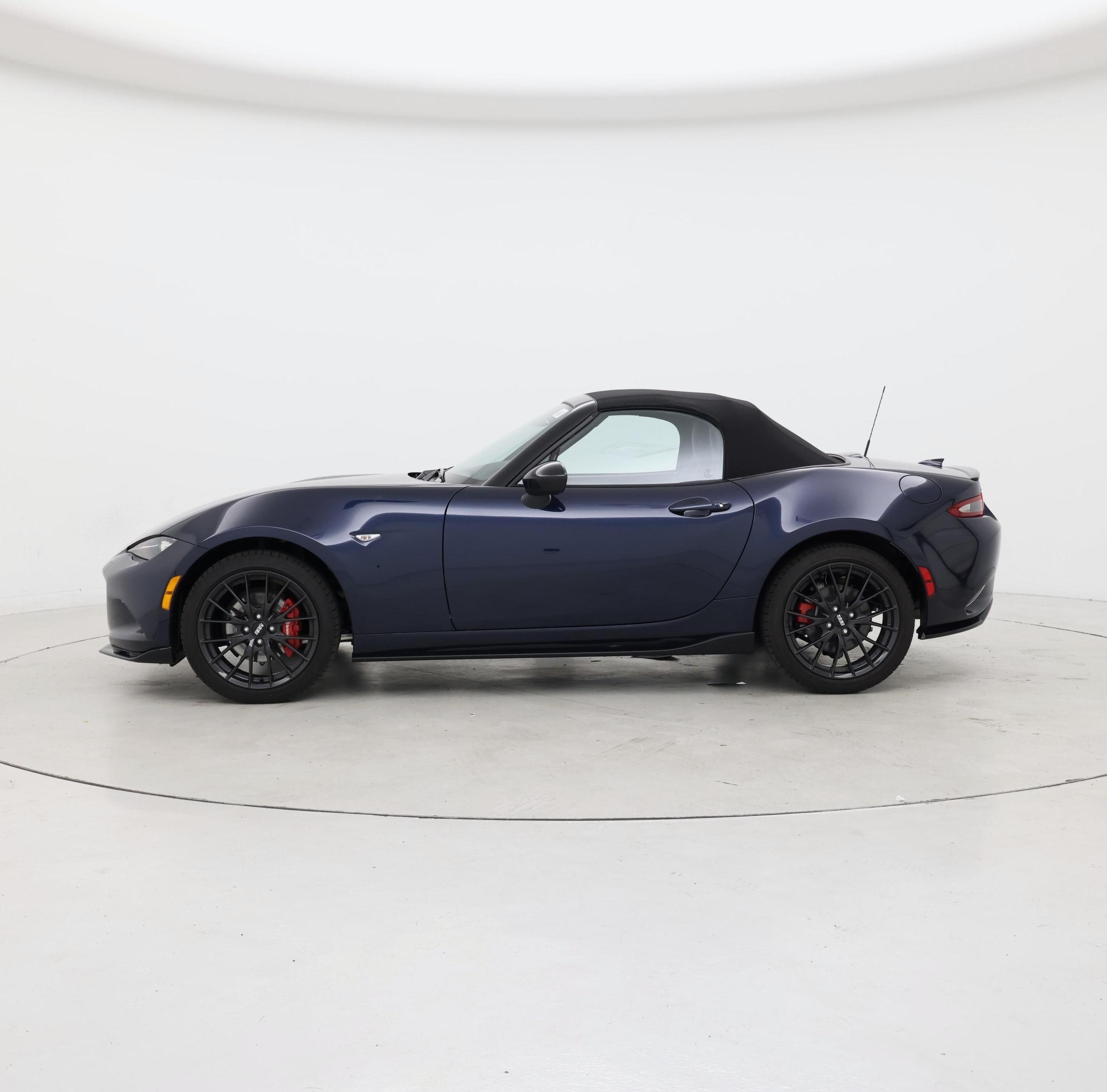 Thumbnail: 2023 Mazda MX-5 Miata - 3