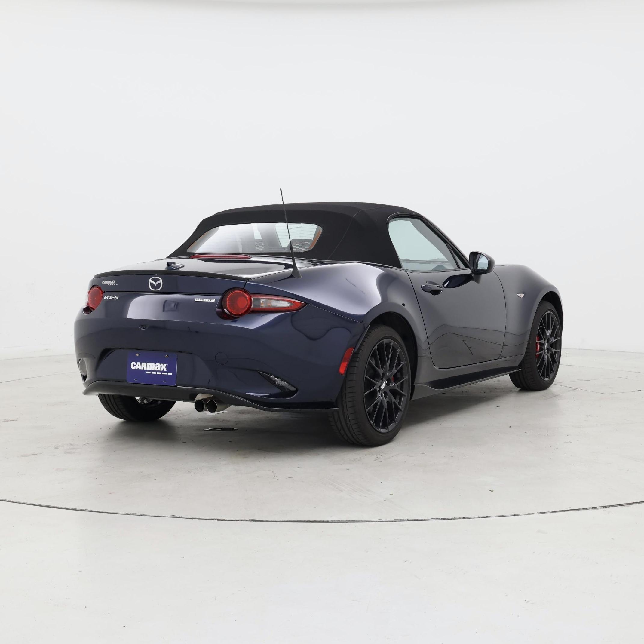 Thumbnail: 2023 Mazda MX-5 Miata - 8