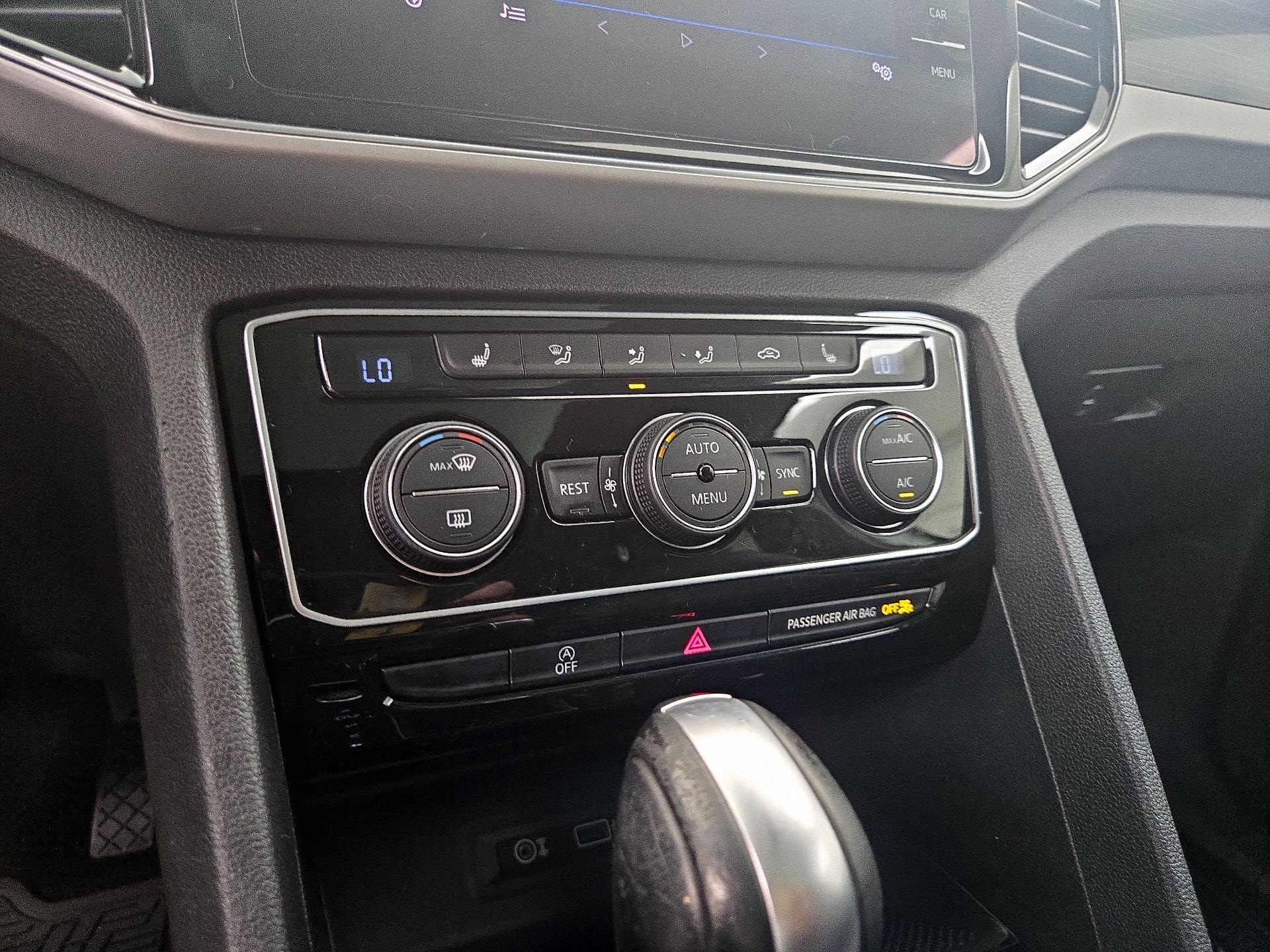 Thumbnail: 2018 Volkswagen Atlas - 16