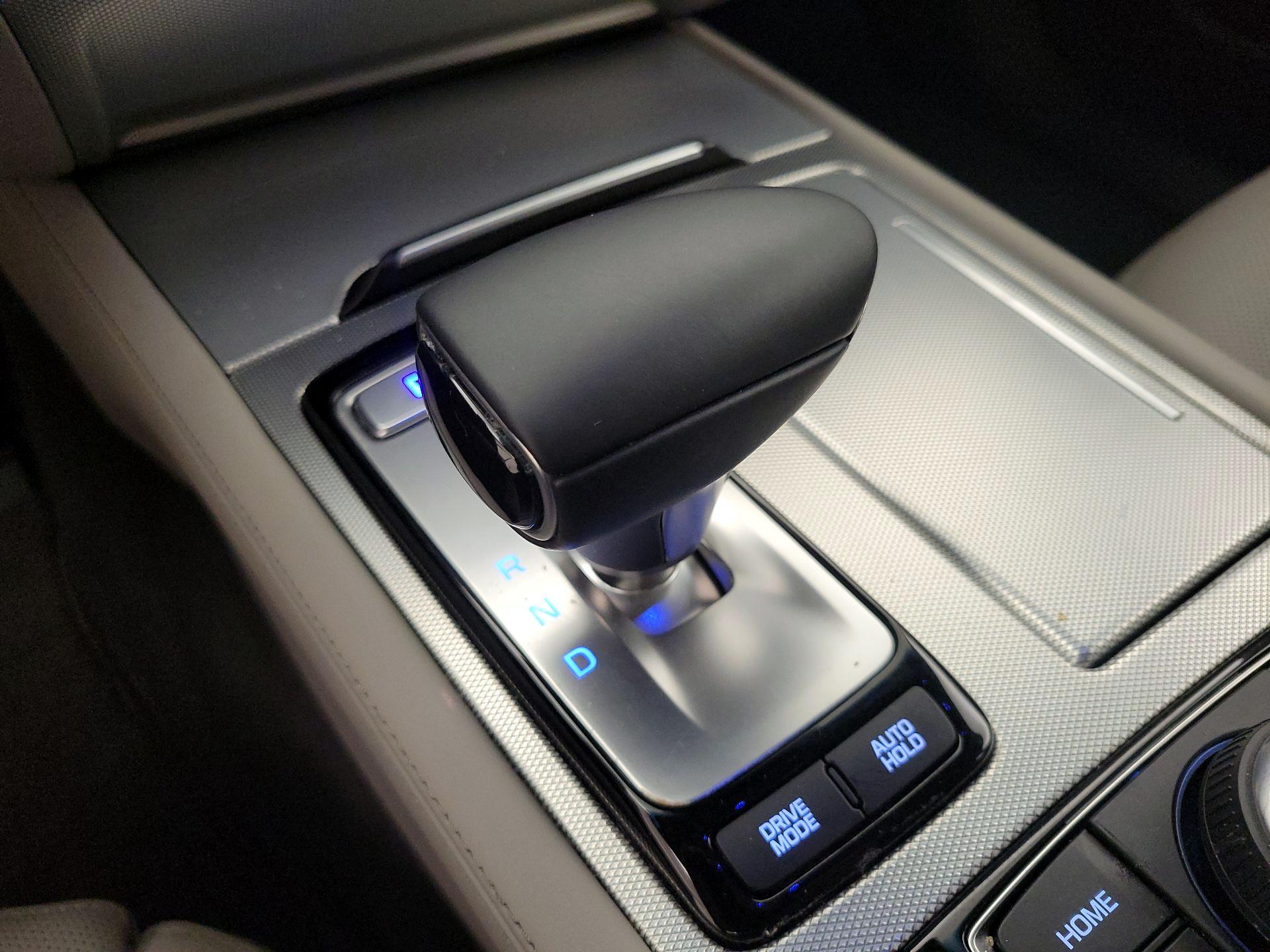 Thumbnail: 2019 Genesis G80 - 18