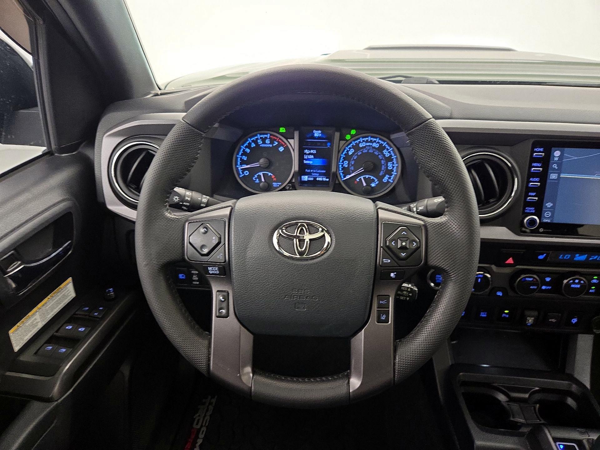 Thumbnail: 2020 Toyota Tacoma - 10