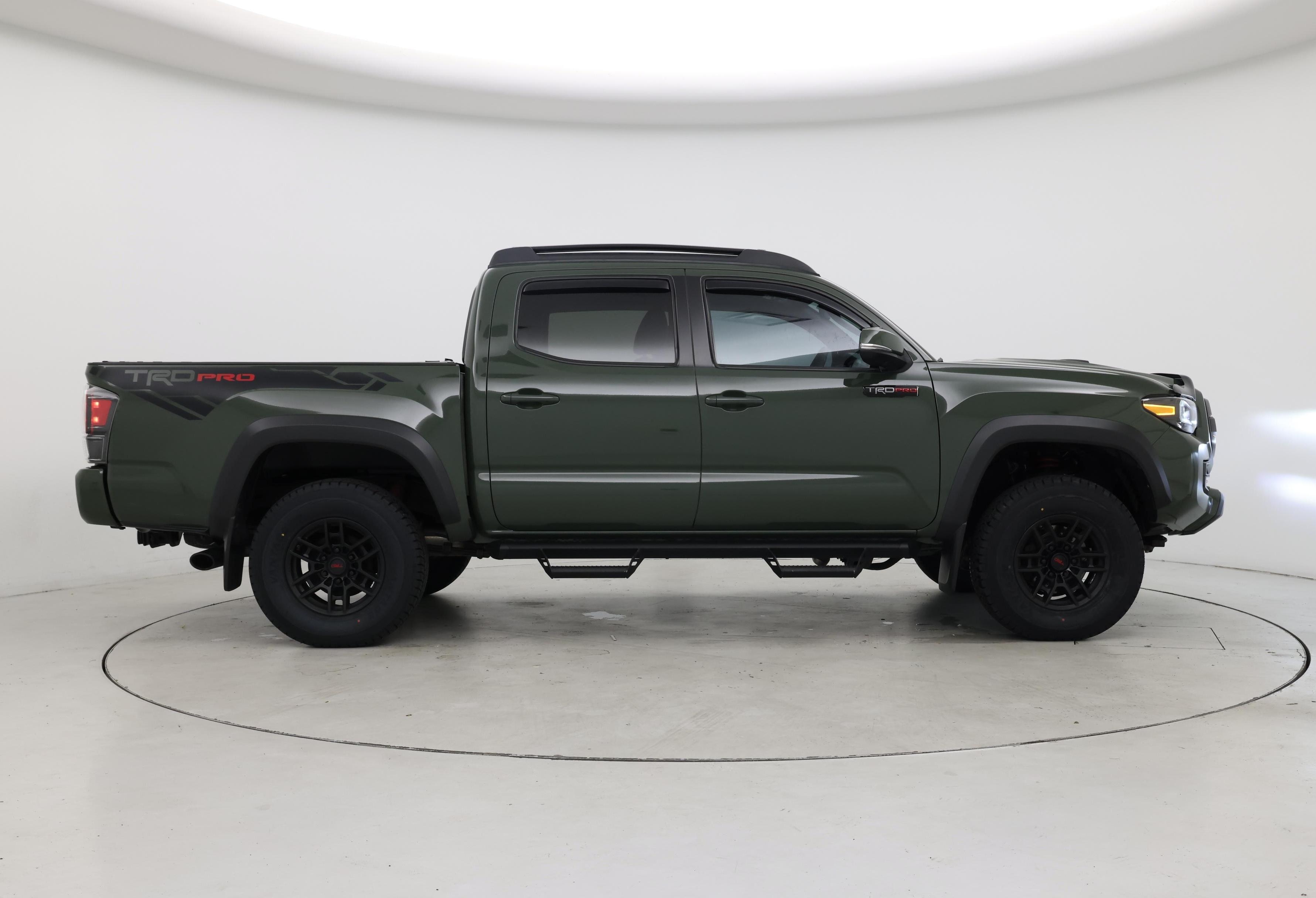 Thumbnail: 2020 Toyota Tacoma - 7