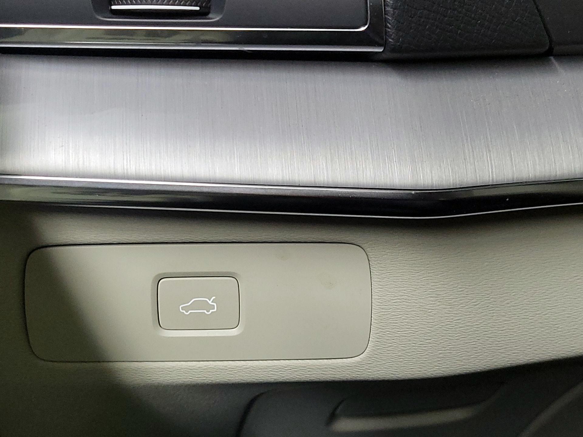 Thumbnail: 2023 Volvo XC90 - 13