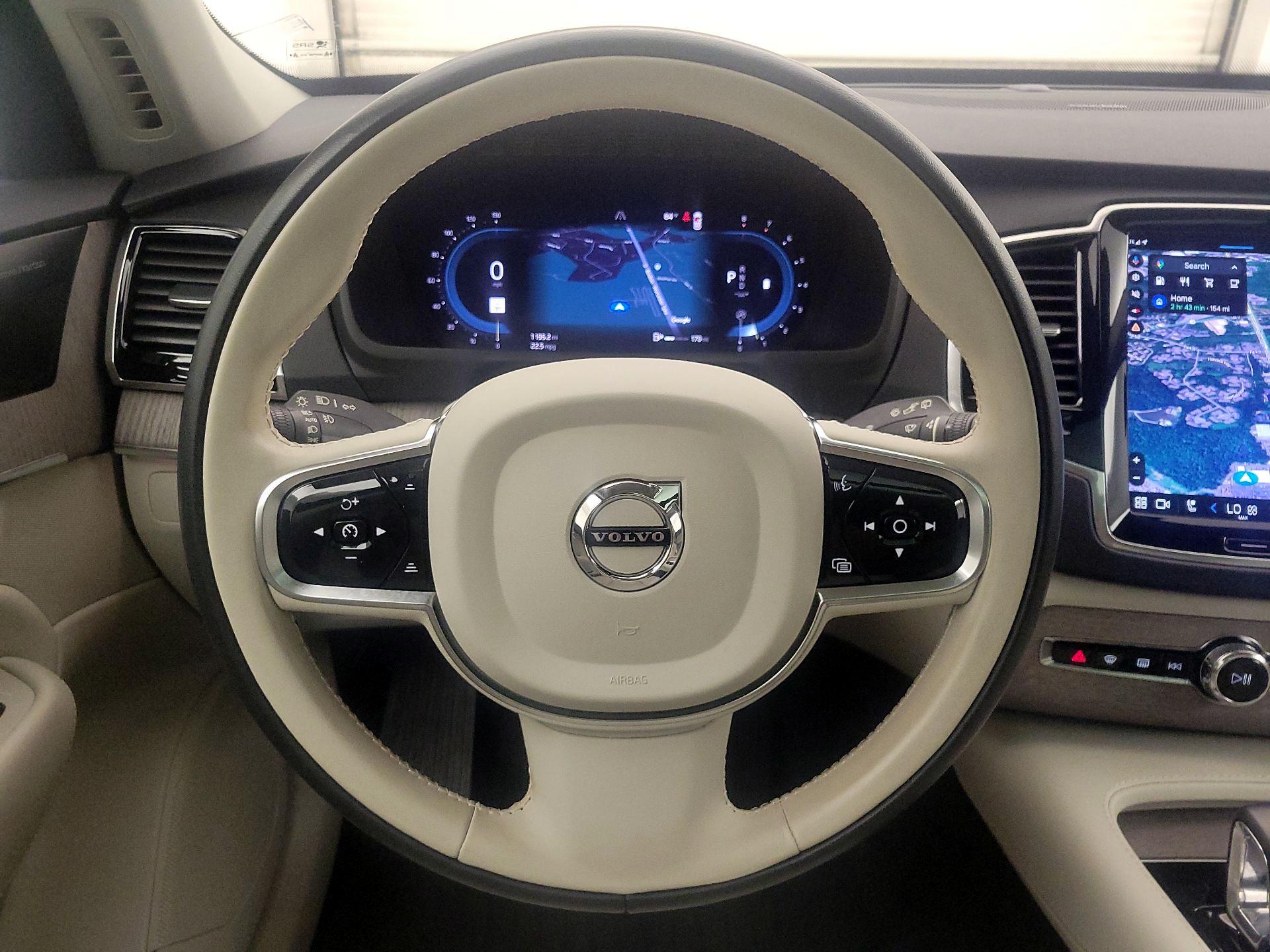 Thumbnail: 2023 Volvo XC90 - 10