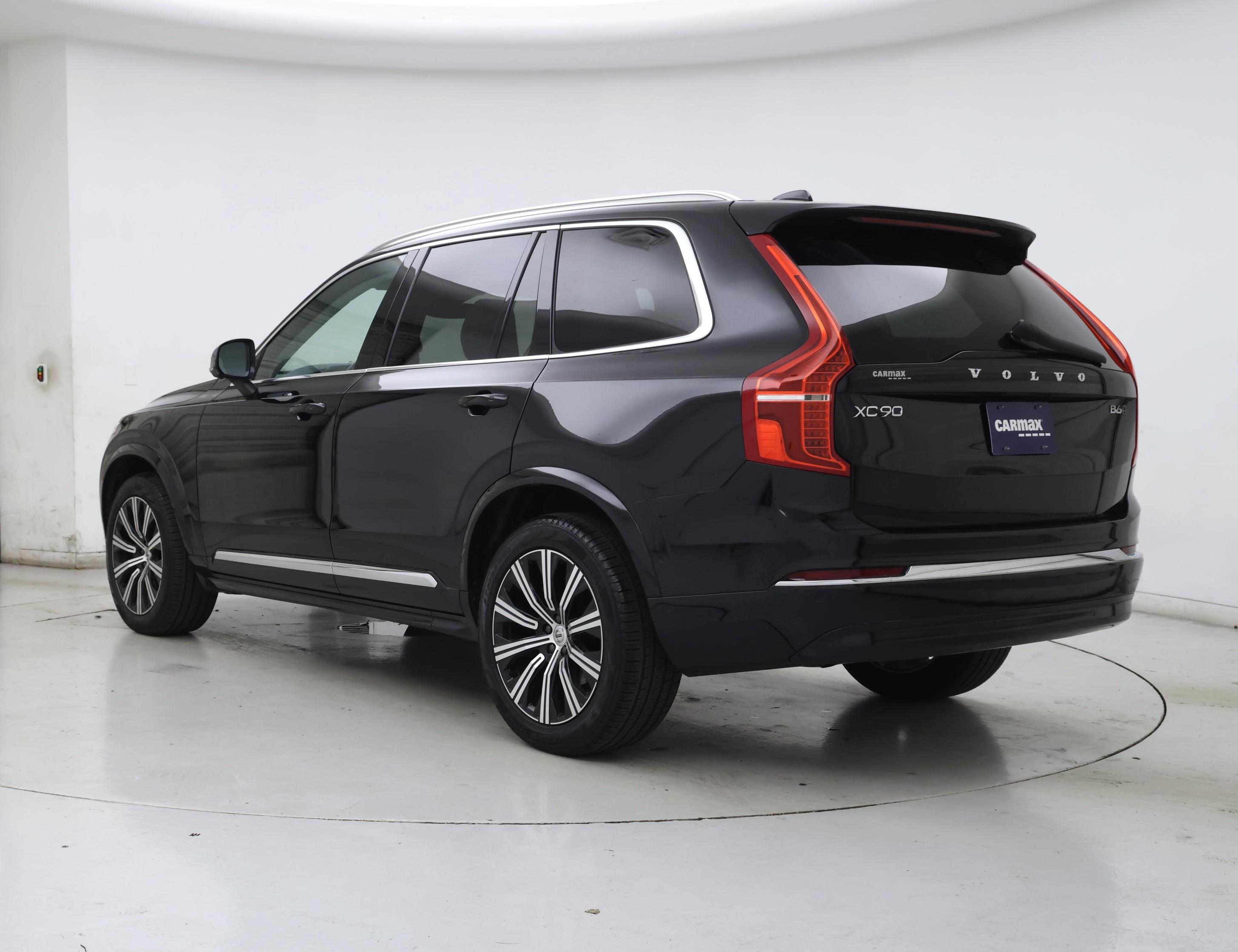 Thumbnail: 2023 Volvo XC90 - 2