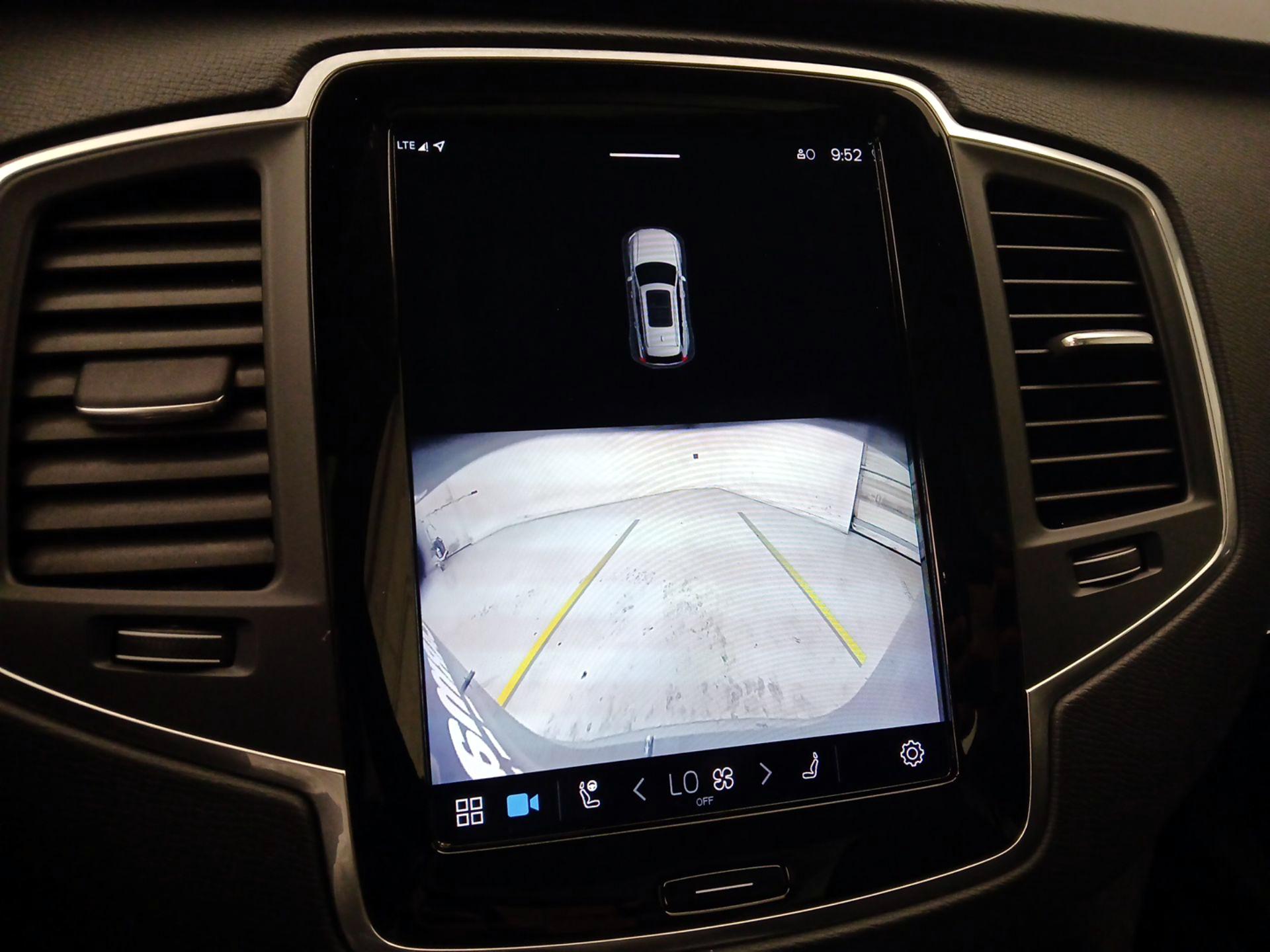 Thumbnail: 2024 Volvo XC90 - 15