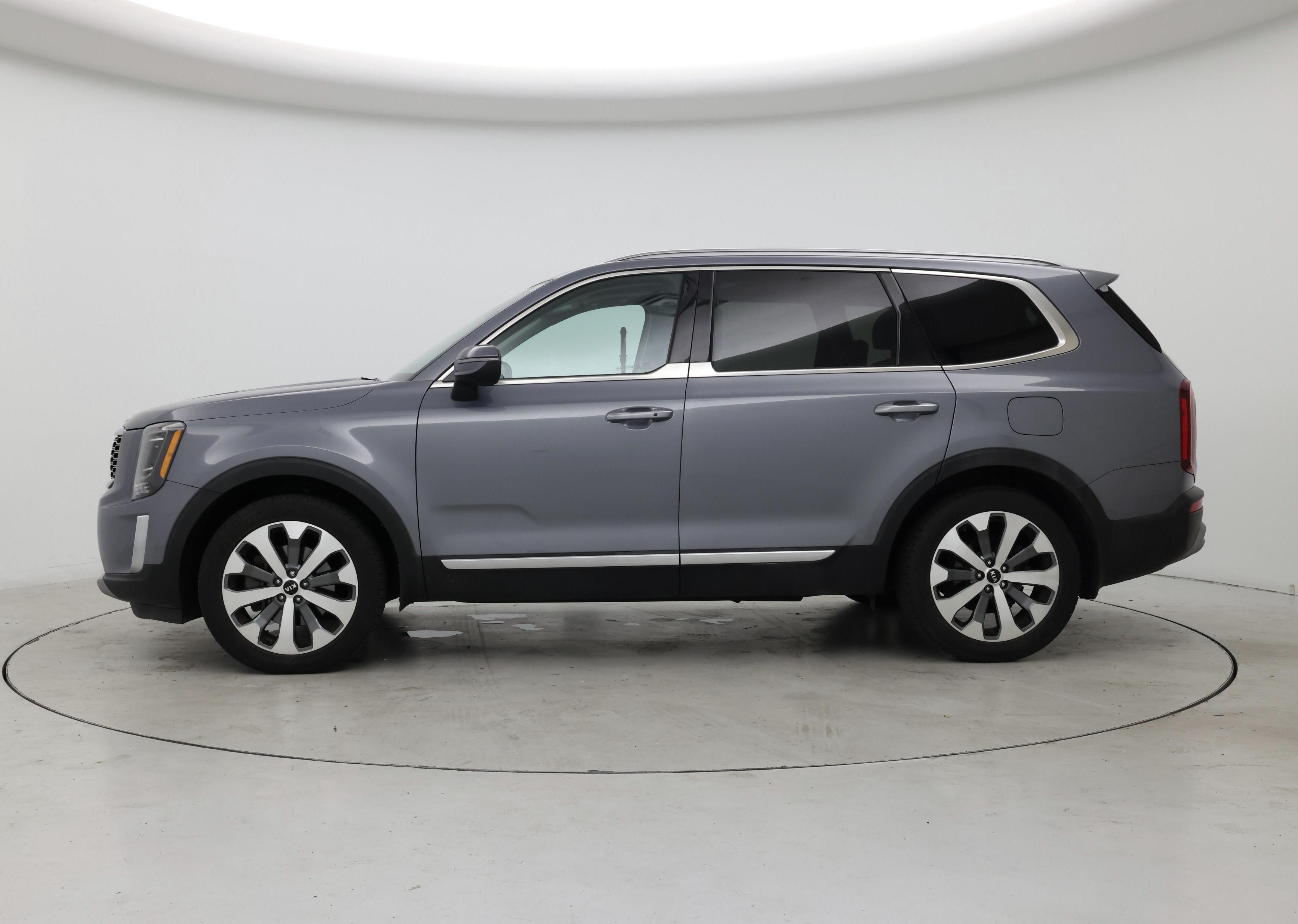 Thumbnail: 2020 Kia Telluride - 3