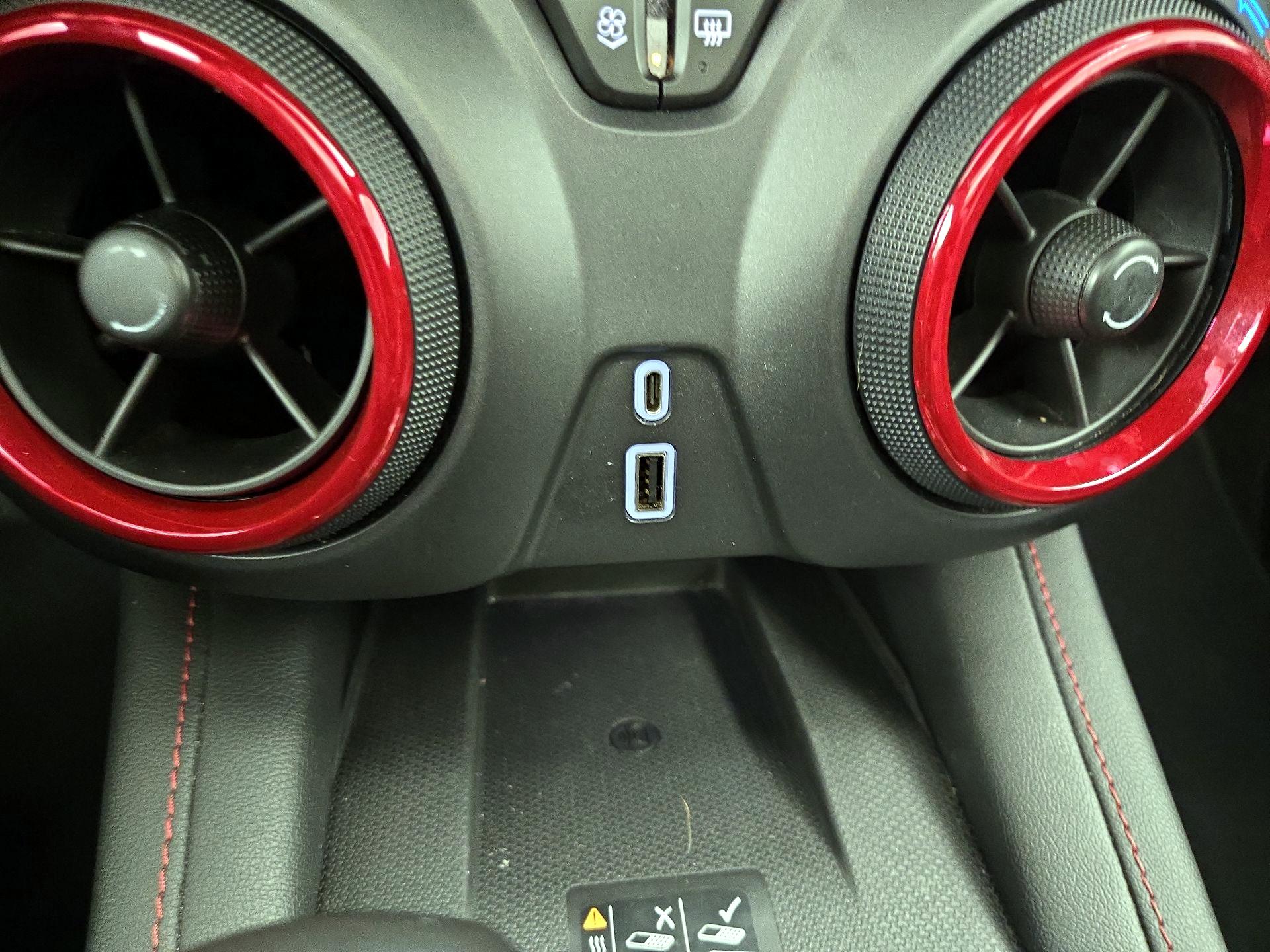 Thumbnail: 2019 Chevrolet Blazer - 19