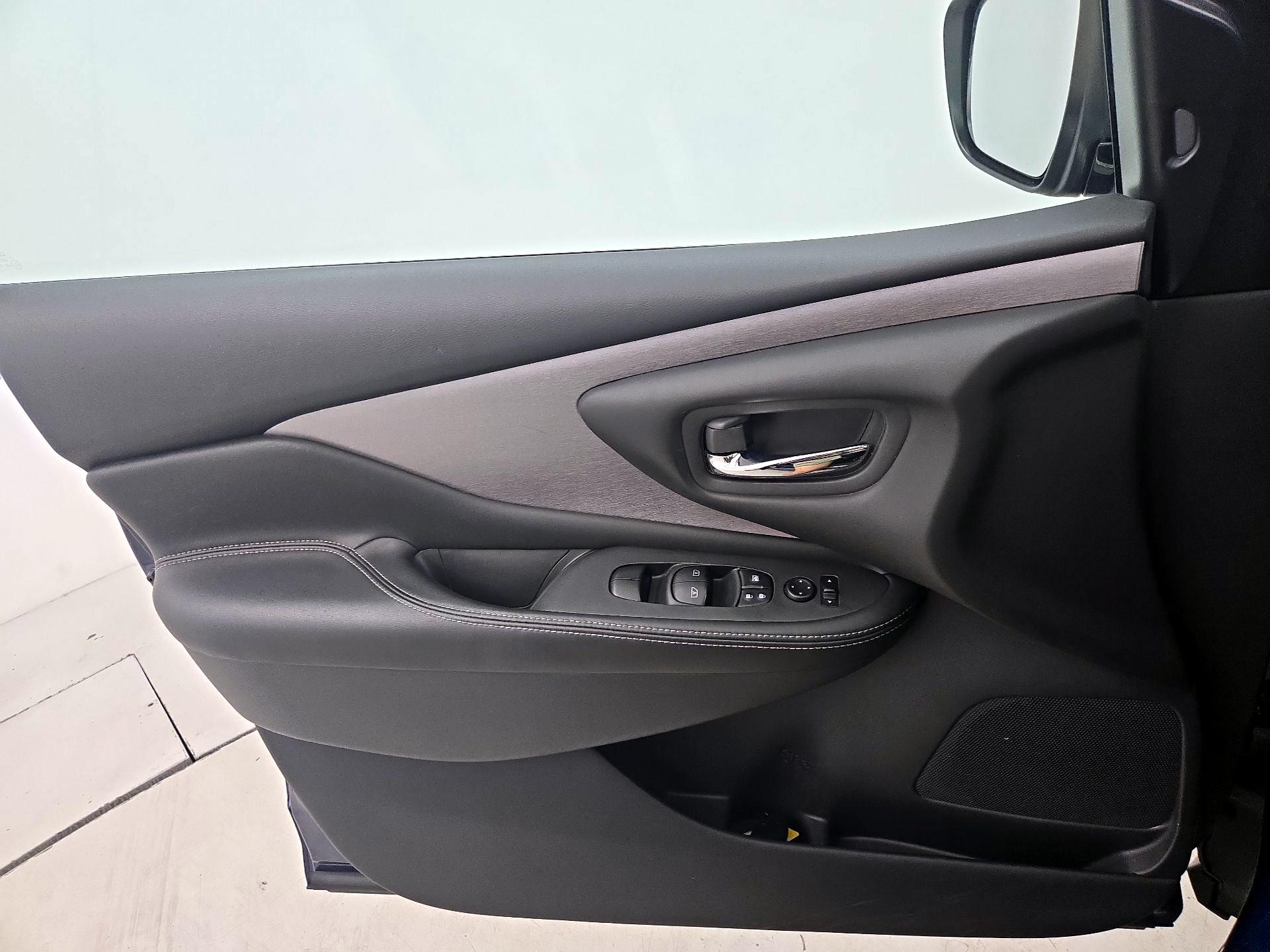 Thumbnail: 2020 Nissan Murano - 12