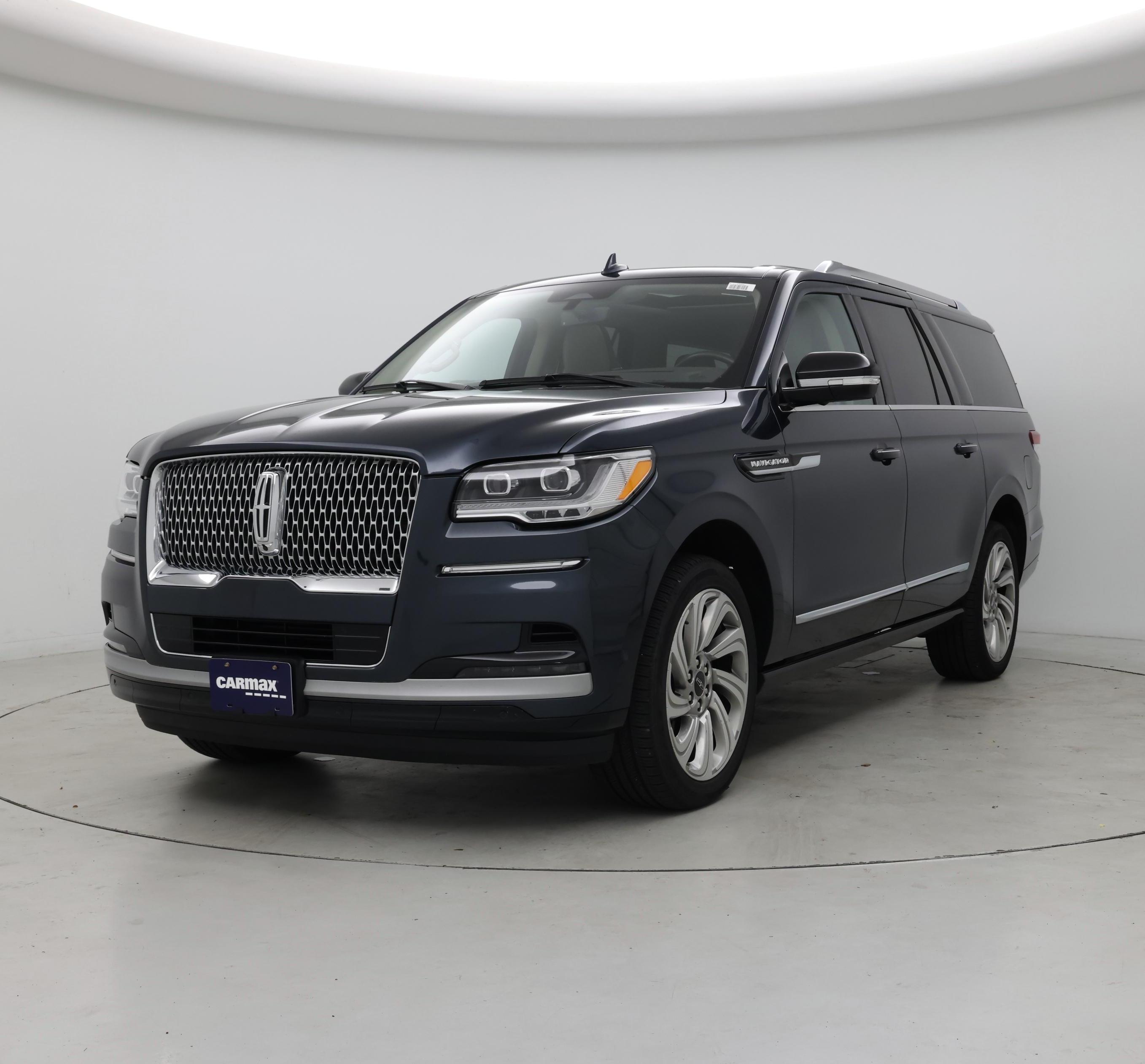 Thumbnail: 2022 Lincoln Navigator L - 4