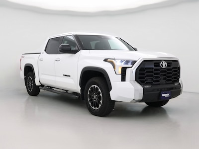 White 2025 Toyota Tundra SR5