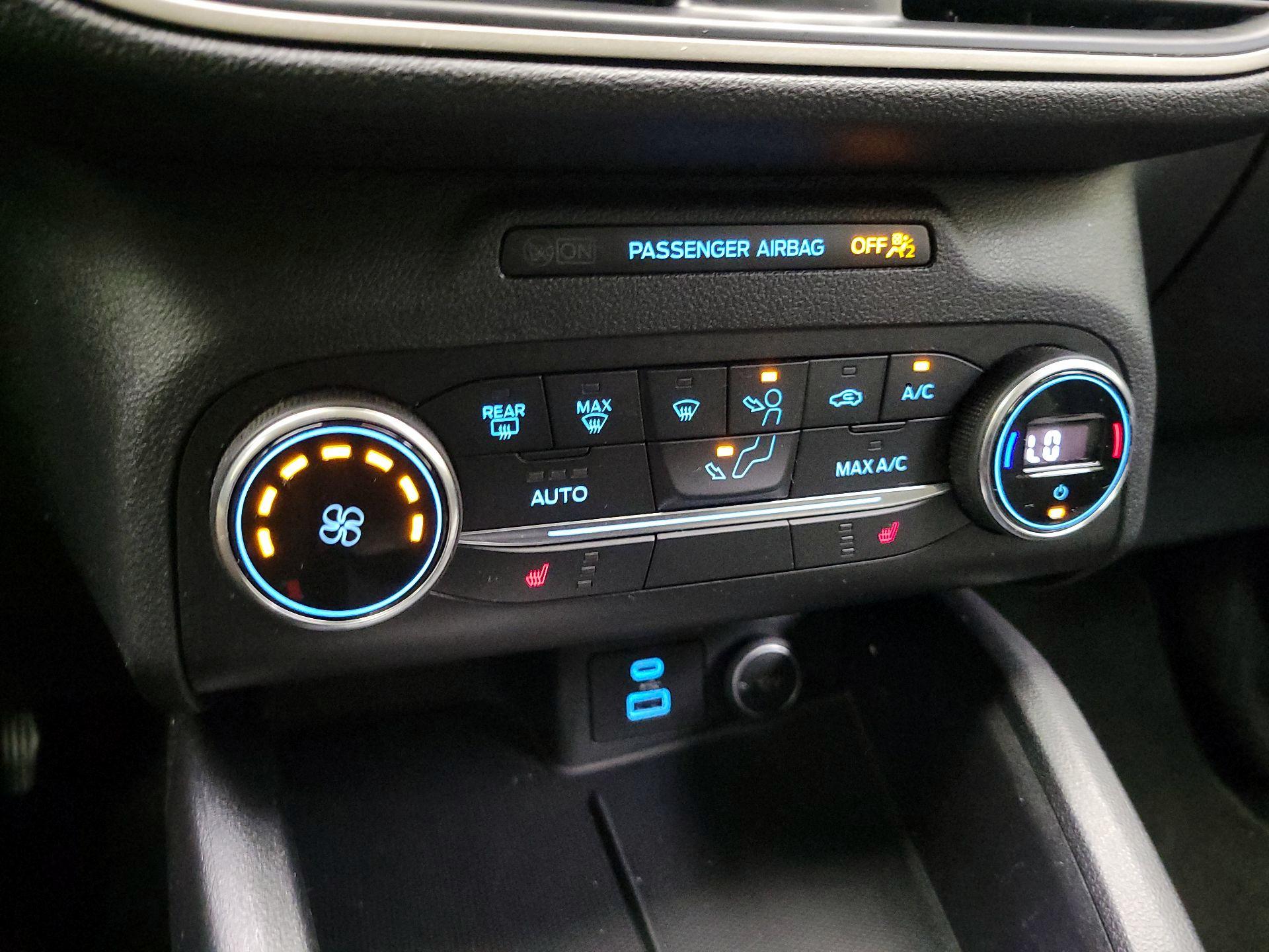 Thumbnail: 2020 Ford Escape - 16