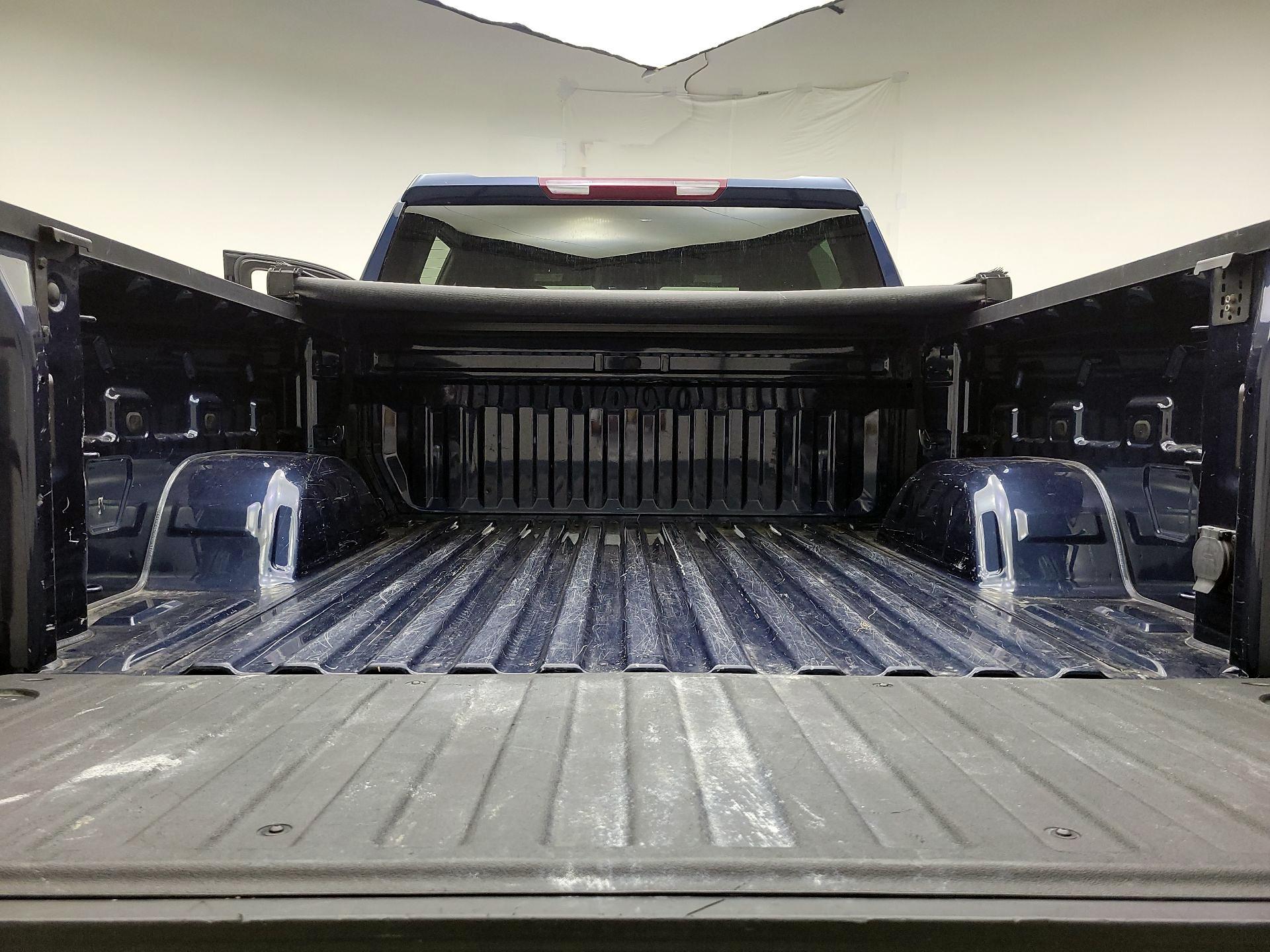 Thumbnail: 2022 Chevrolet Silverado 1500 - 20