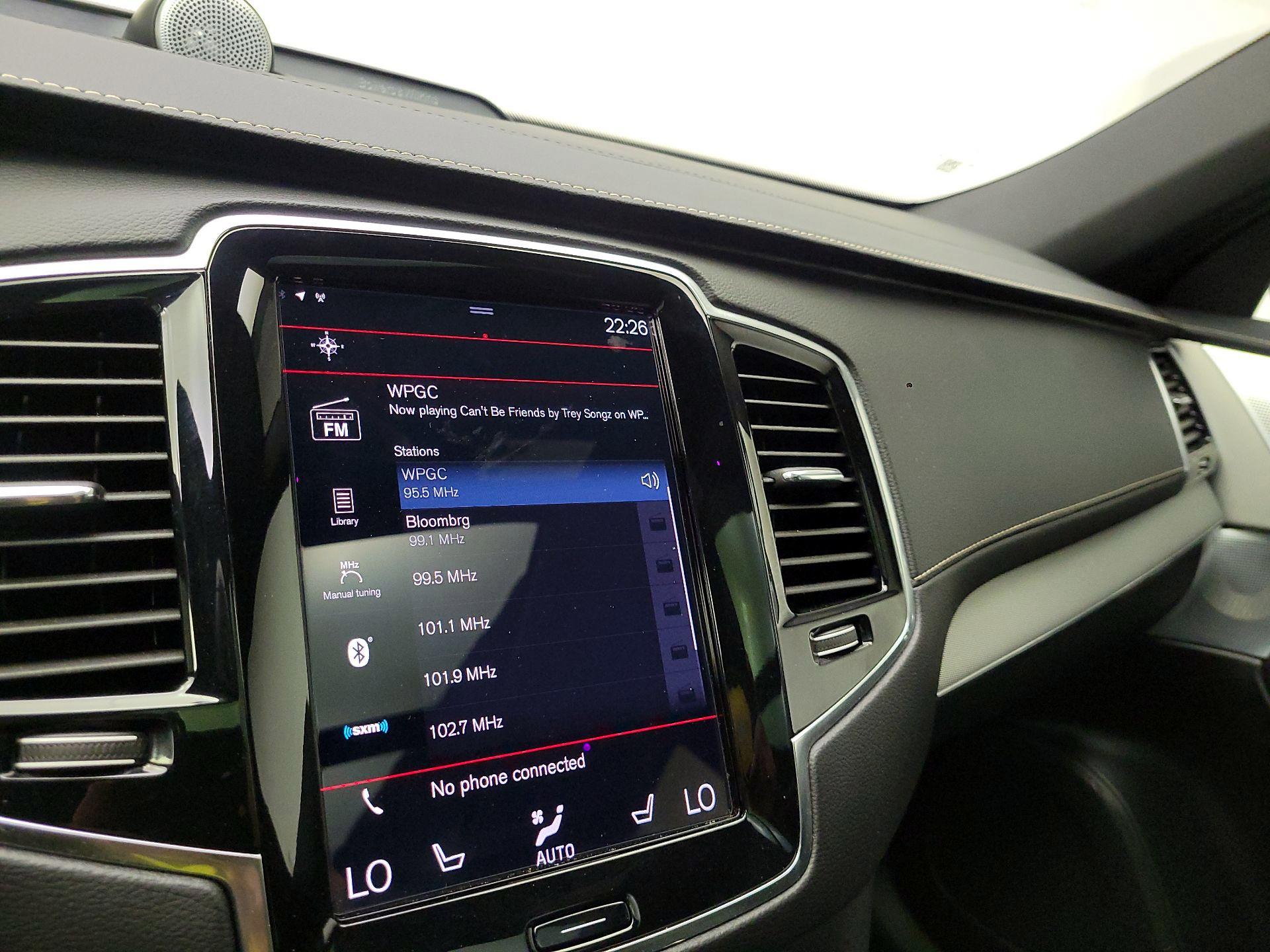 Thumbnail: 2022 Volvo XC90 - 16