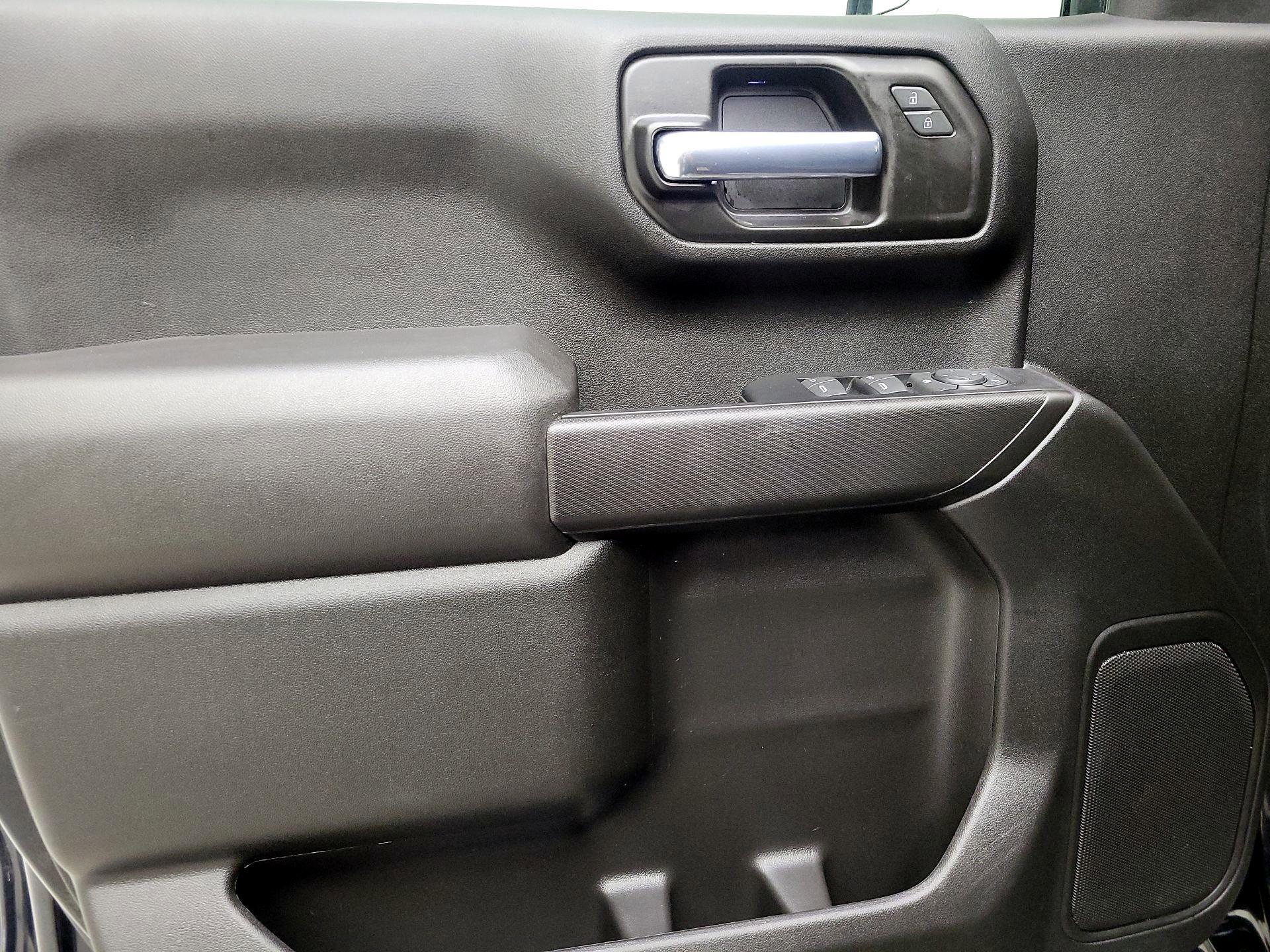 Thumbnail: 2021 Chevrolet Silverado 1500 - 12