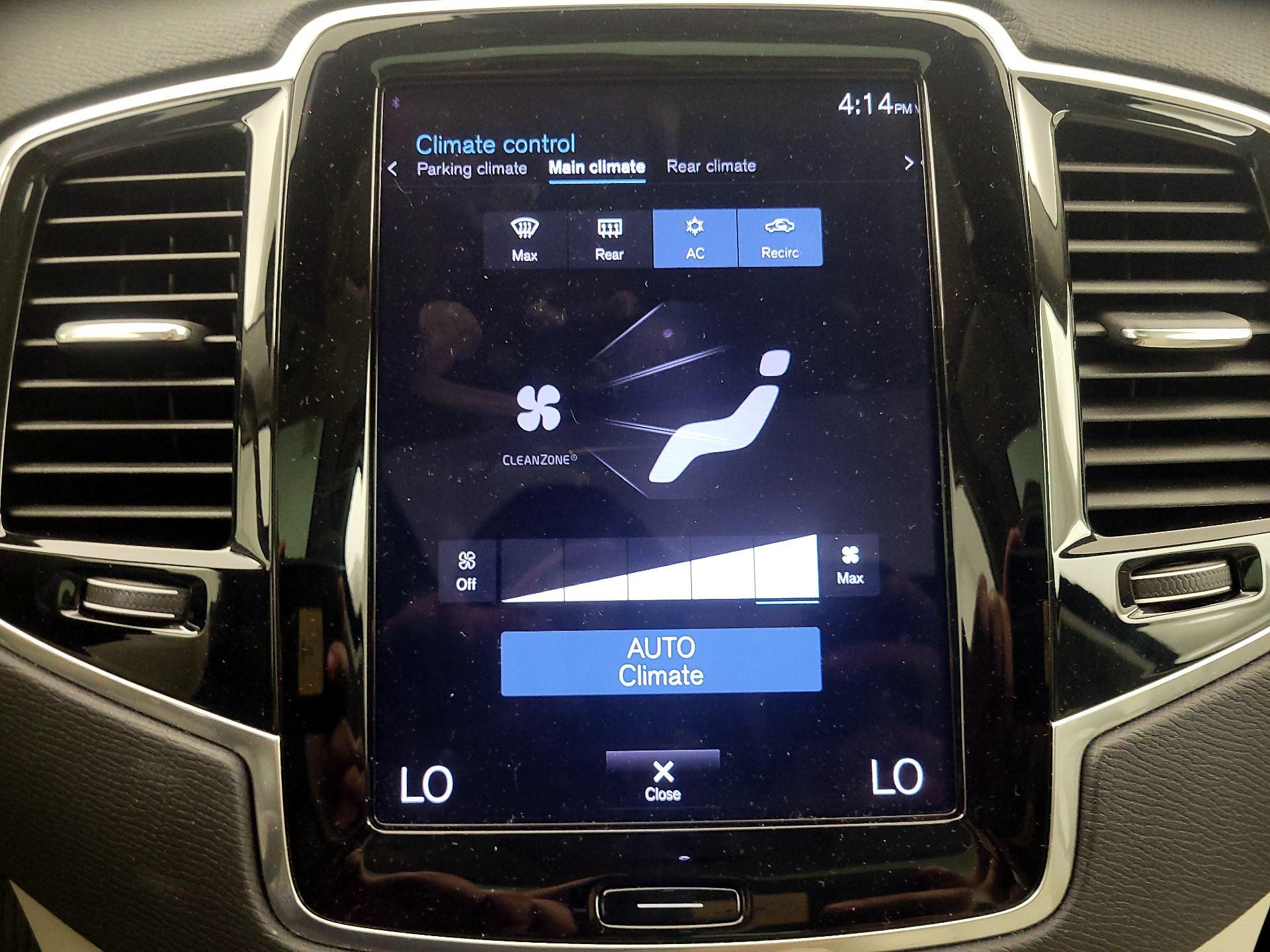 Thumbnail: 2022 Volvo XC90 - 17