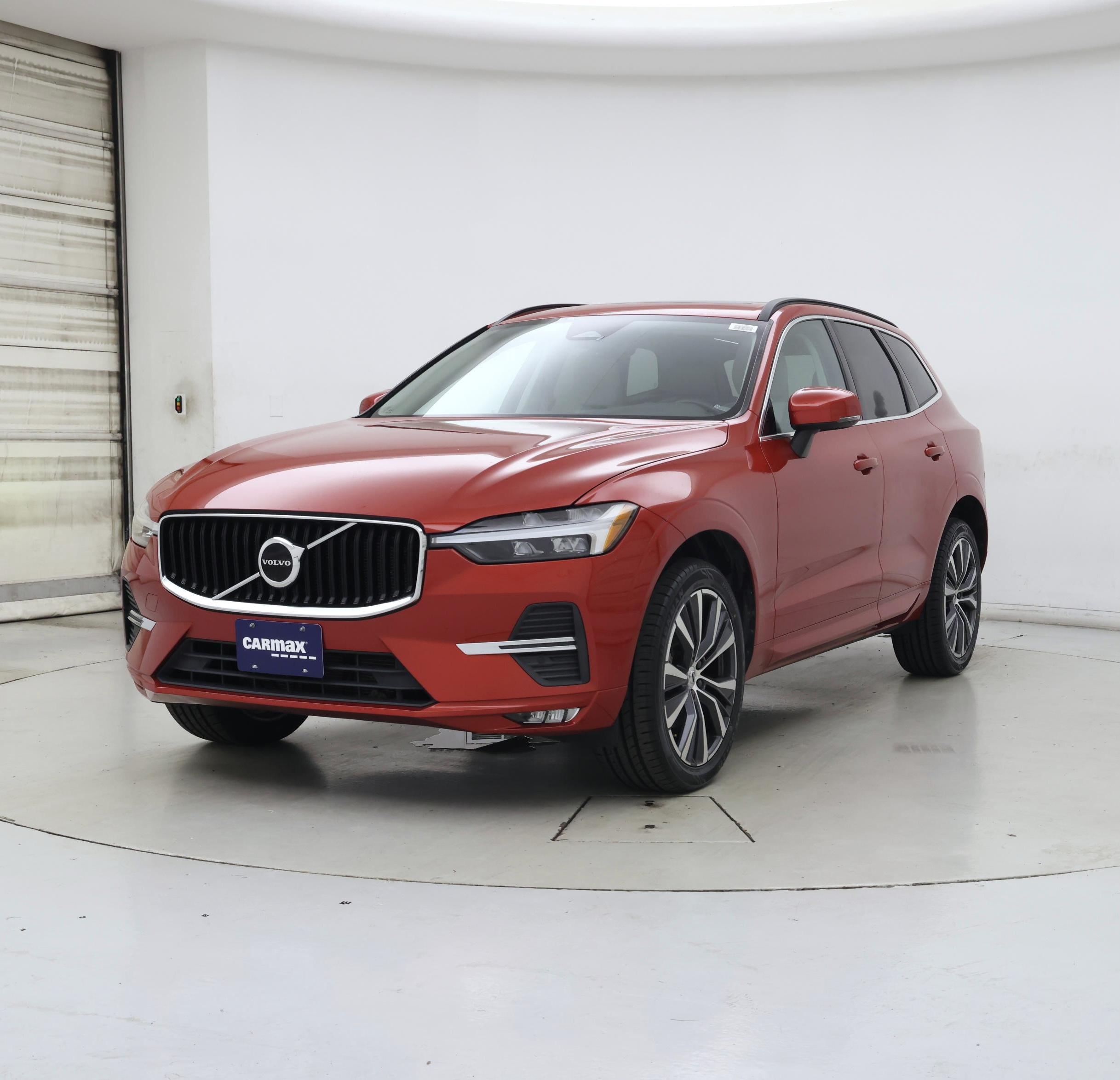 Thumbnail: 2022 Volvo XC60 - 4