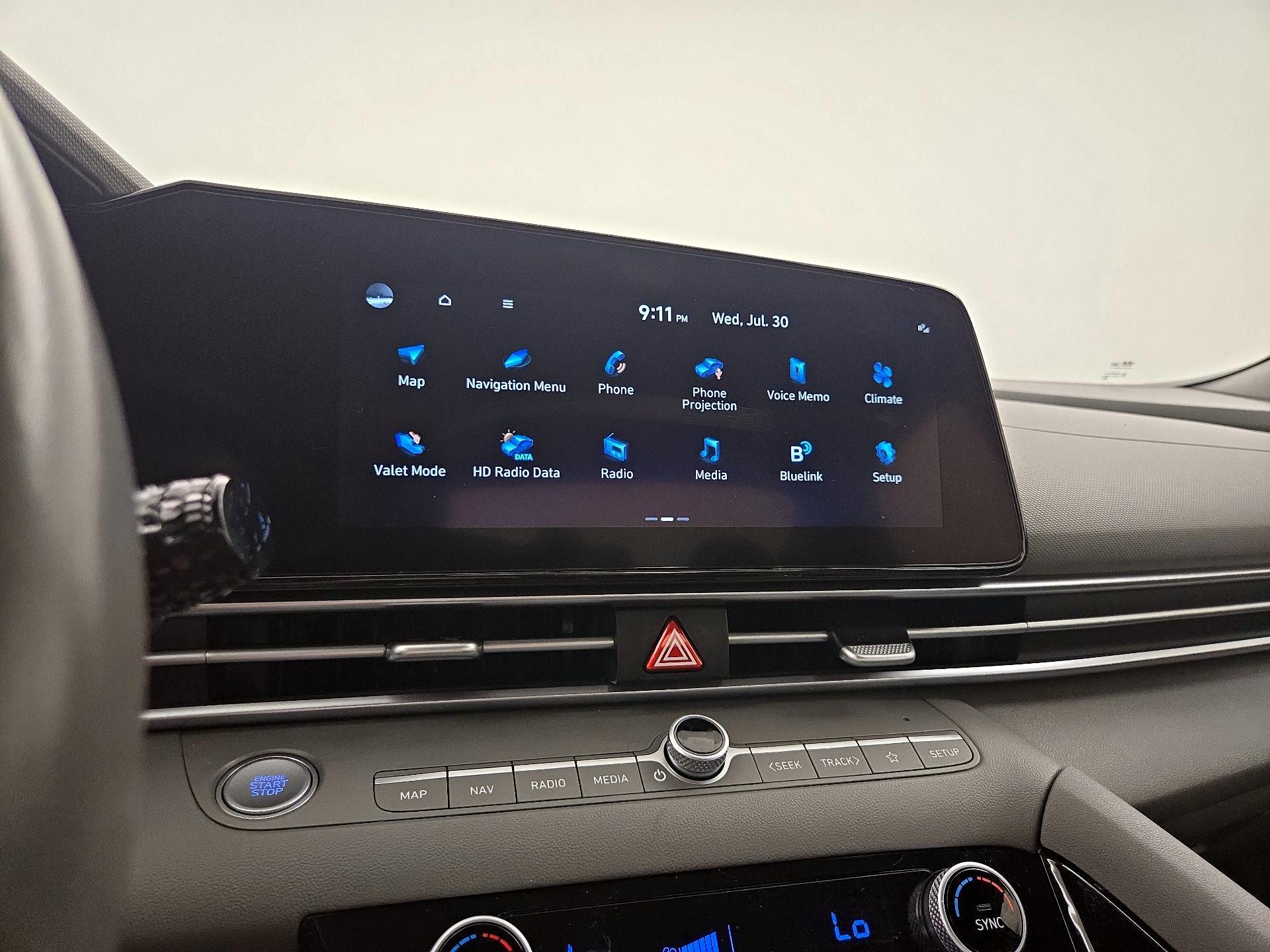 Thumbnail: 2023 Hyundai Elantra - 15